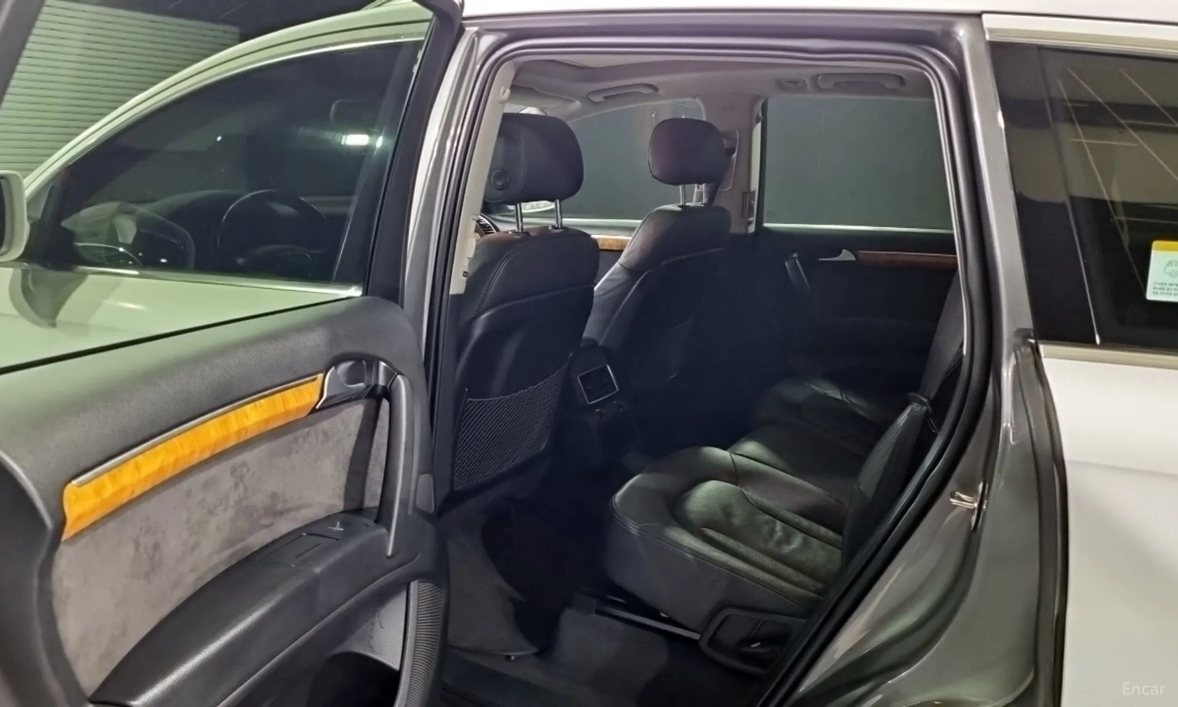 Audi Q7 превью 8