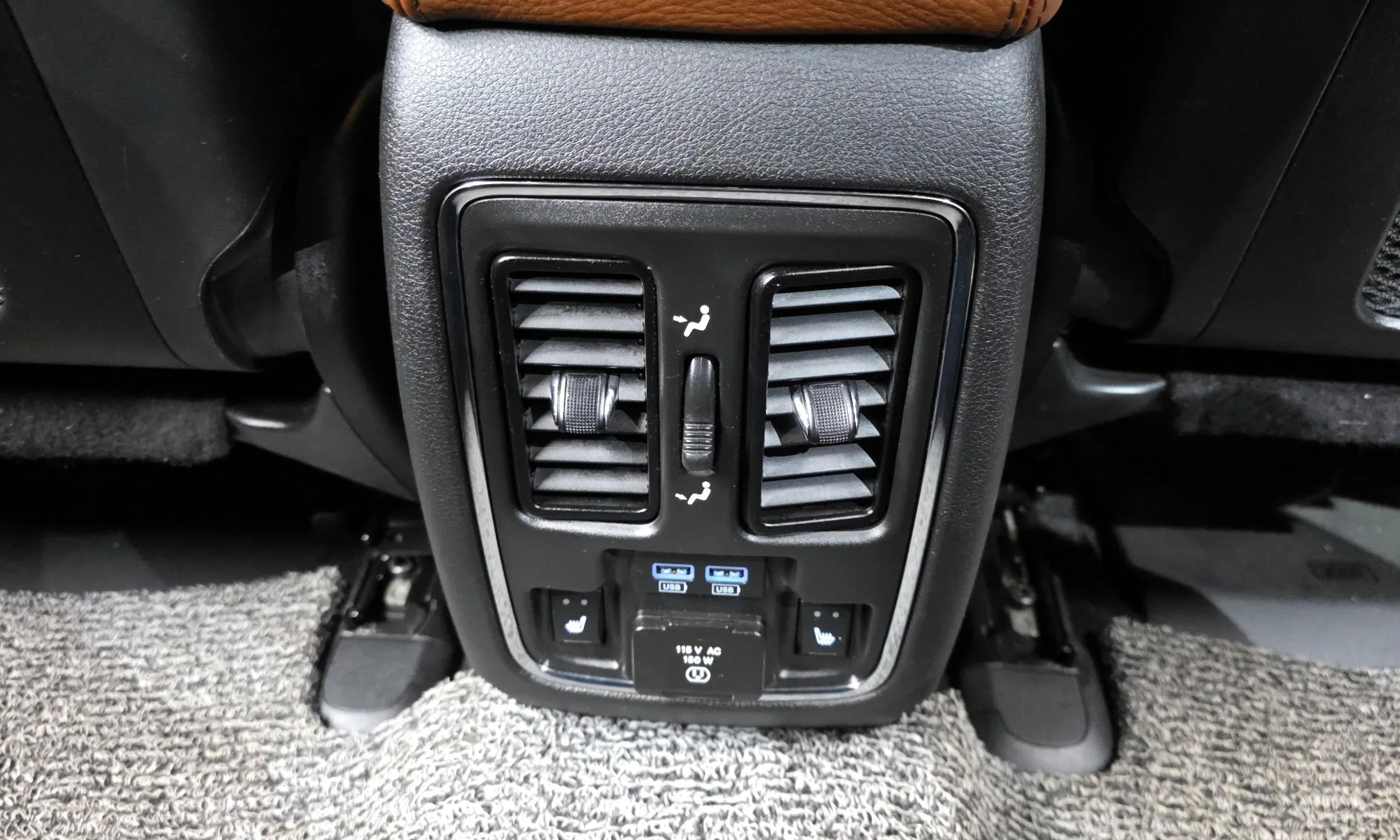 Jeep Grand Cherokee превью 18