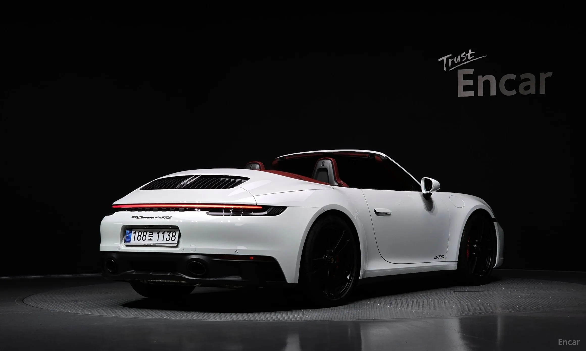 Porsche 911 (992)