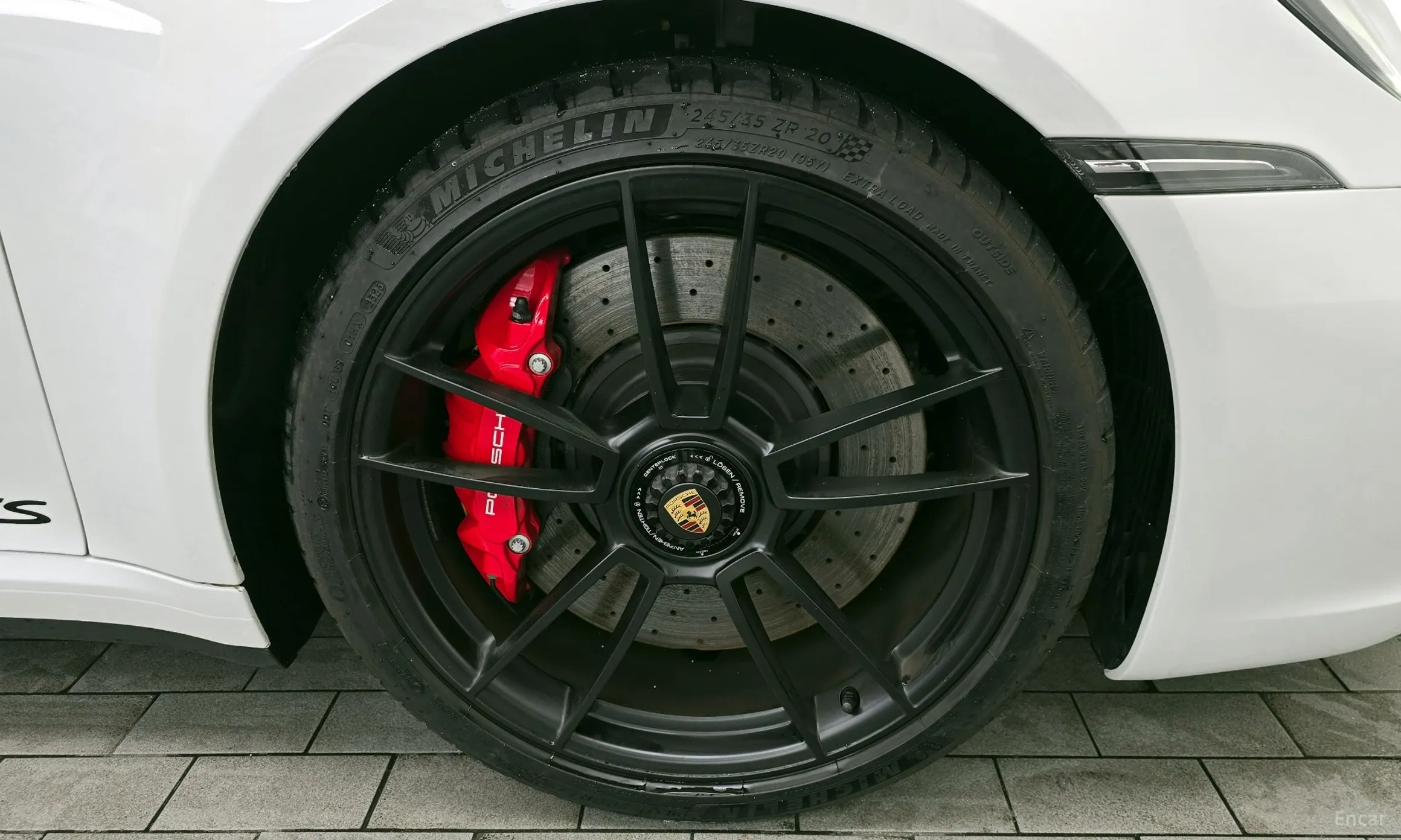 Porsche 911 (992) превью 5