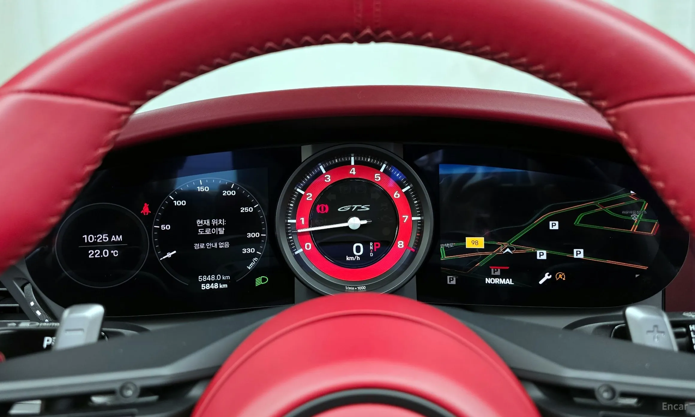 Porsche 911 (992) превью 8