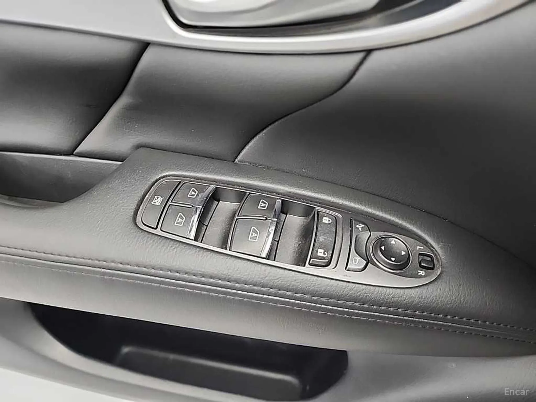 Infiniti M37 превью 17