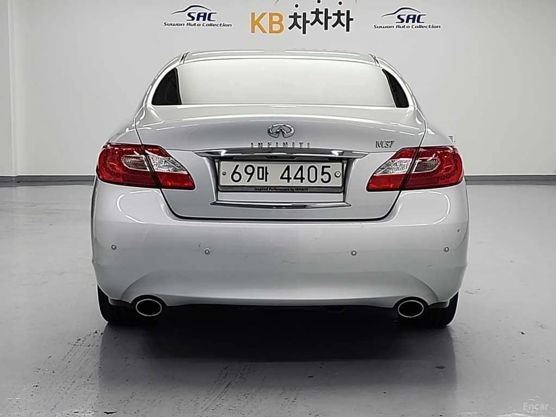 Infiniti M37 превью 3