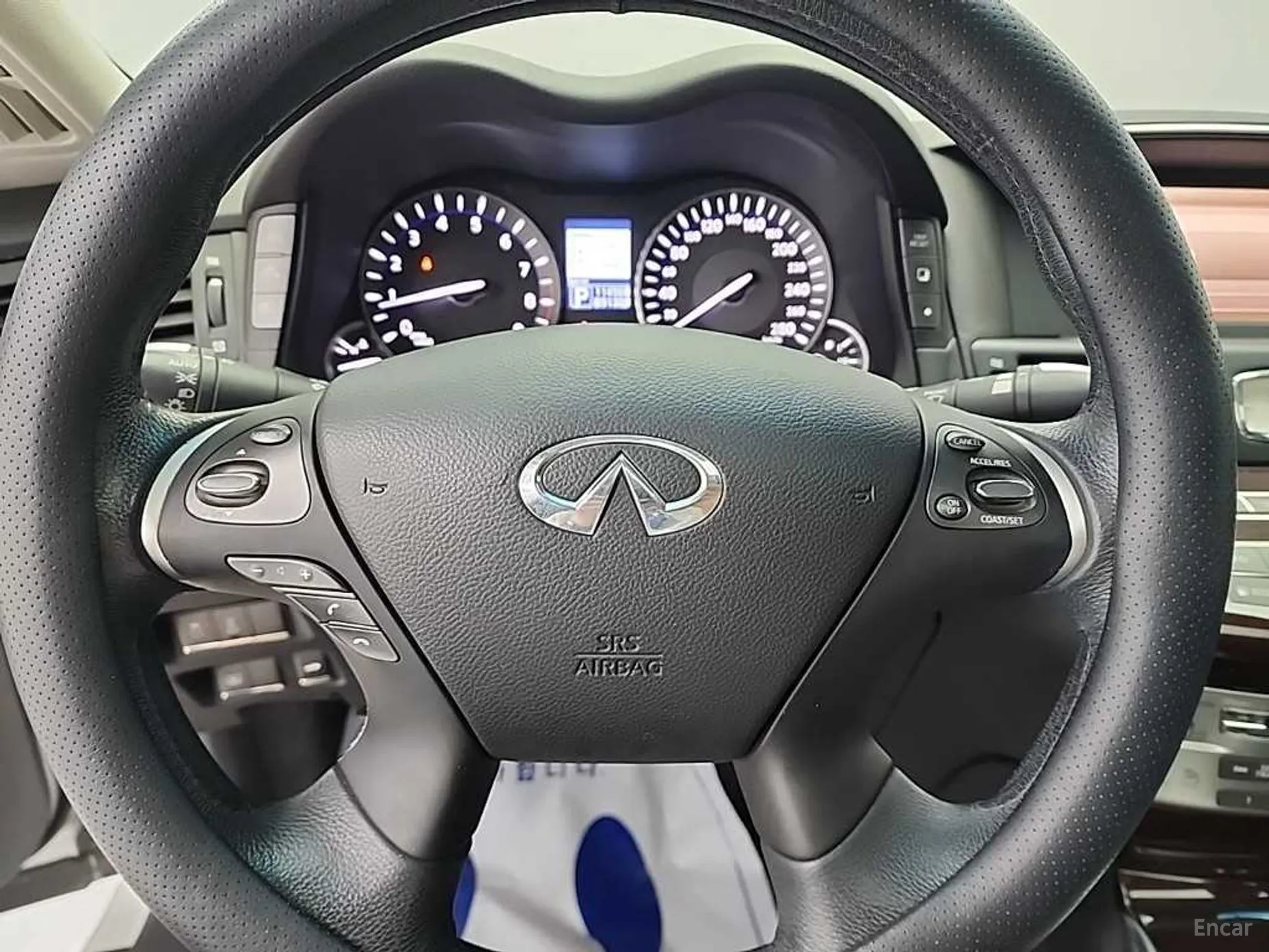 Infiniti M37 превью 9