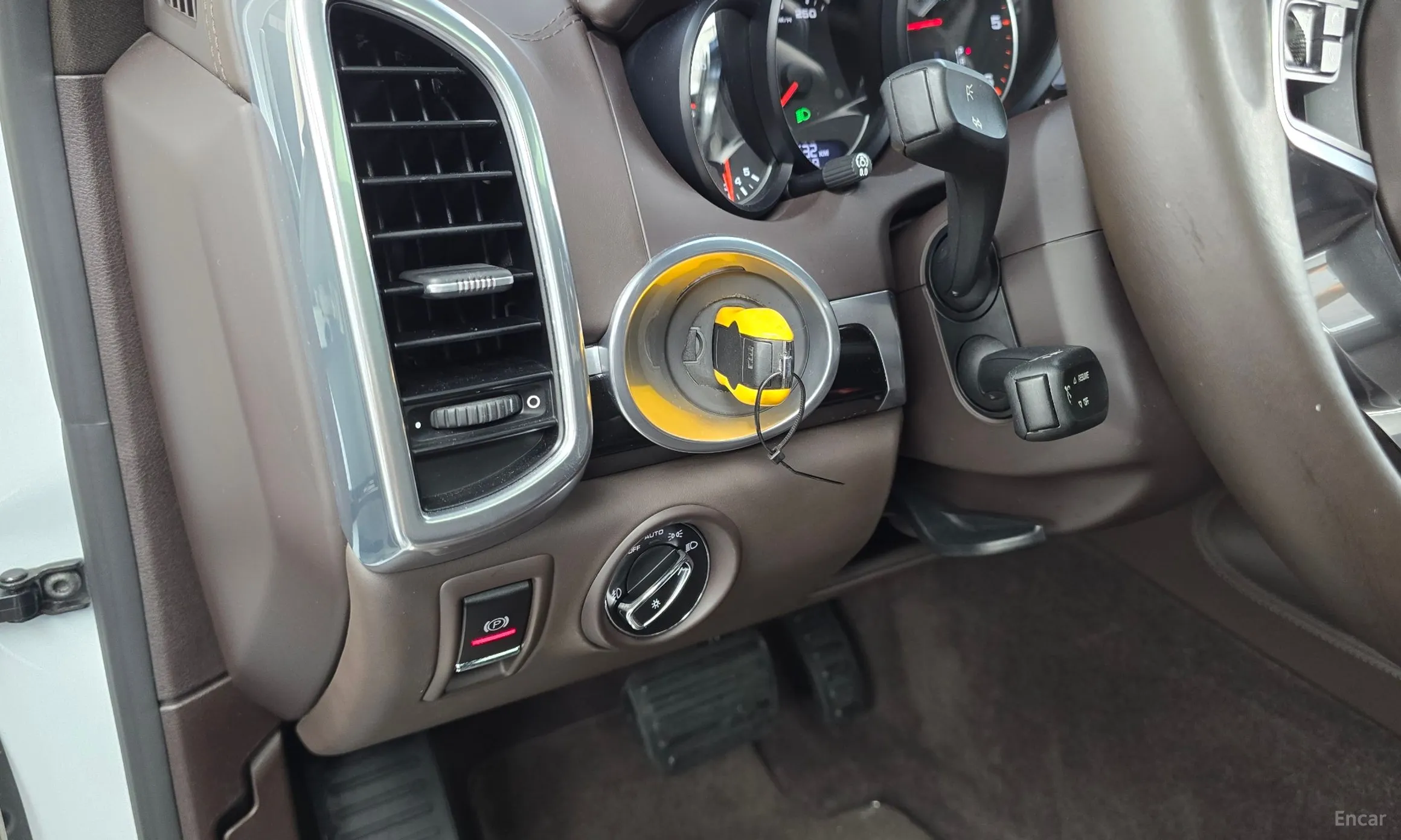 Porsche New Cayenne превью 17