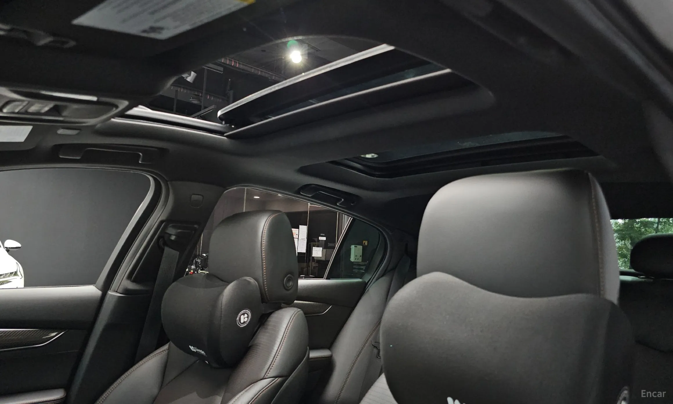 Cadillac CT5 превью 19