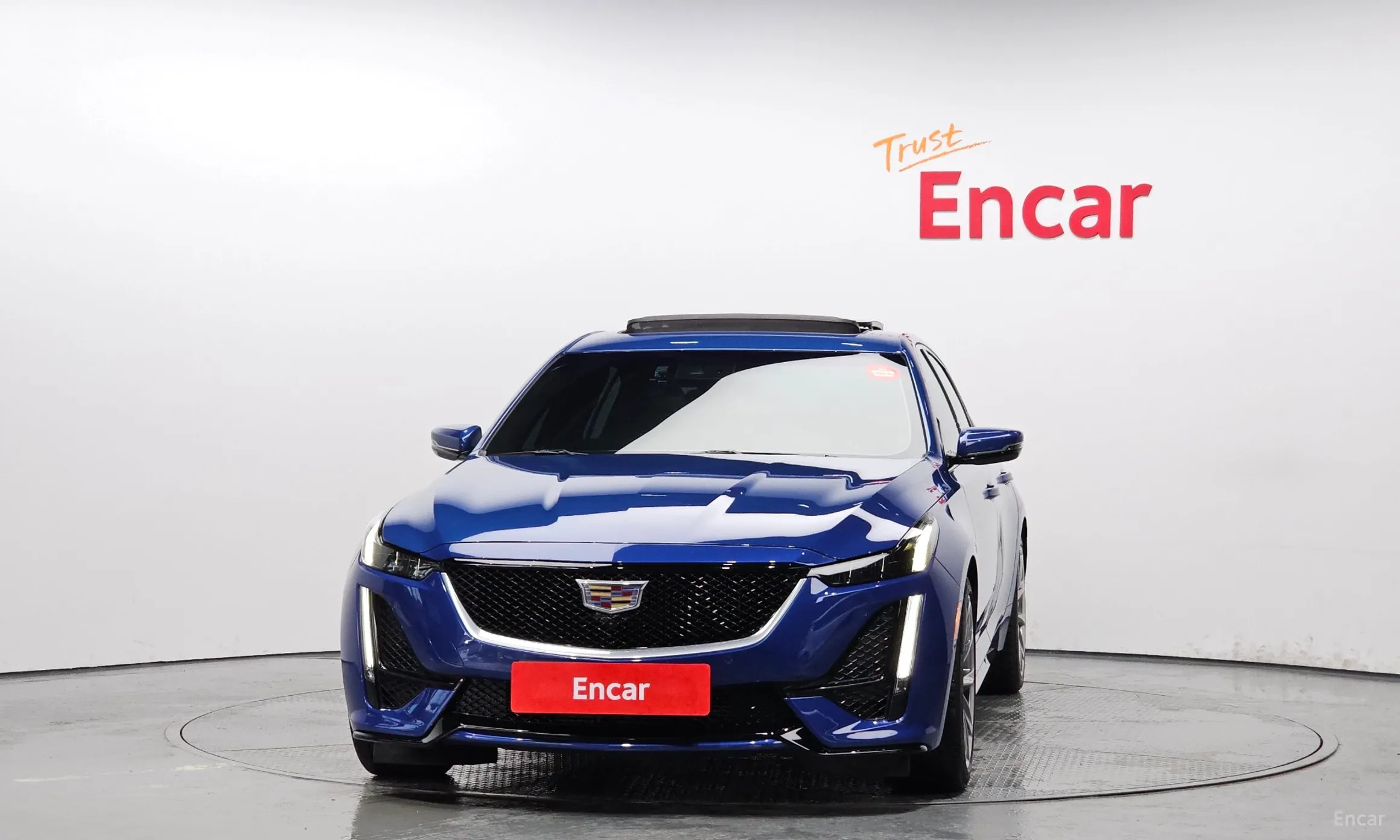 Cadillac CT5 превью 3