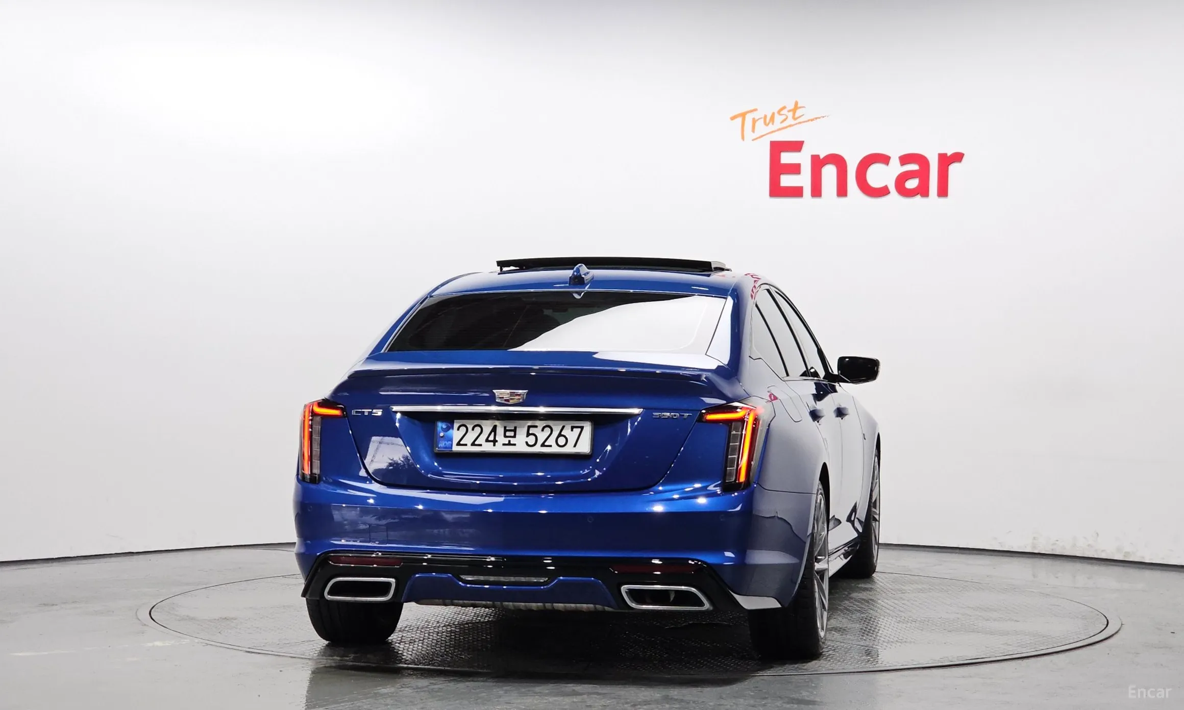 Cadillac CT5 превью 4