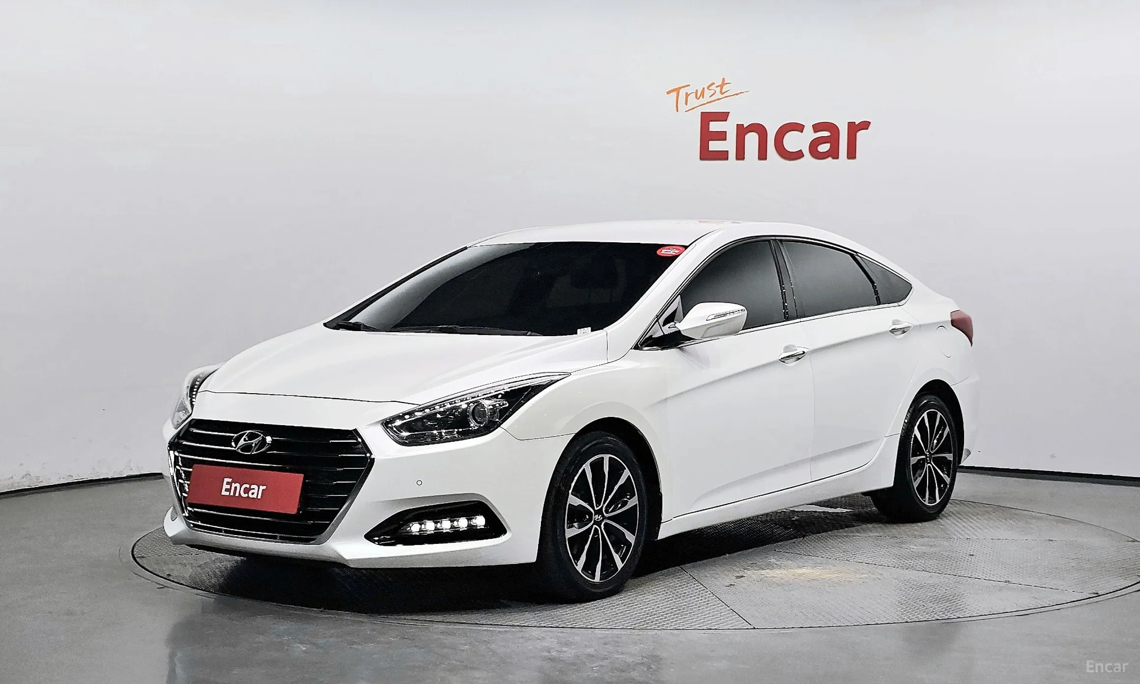 Hyundai i40 saloon