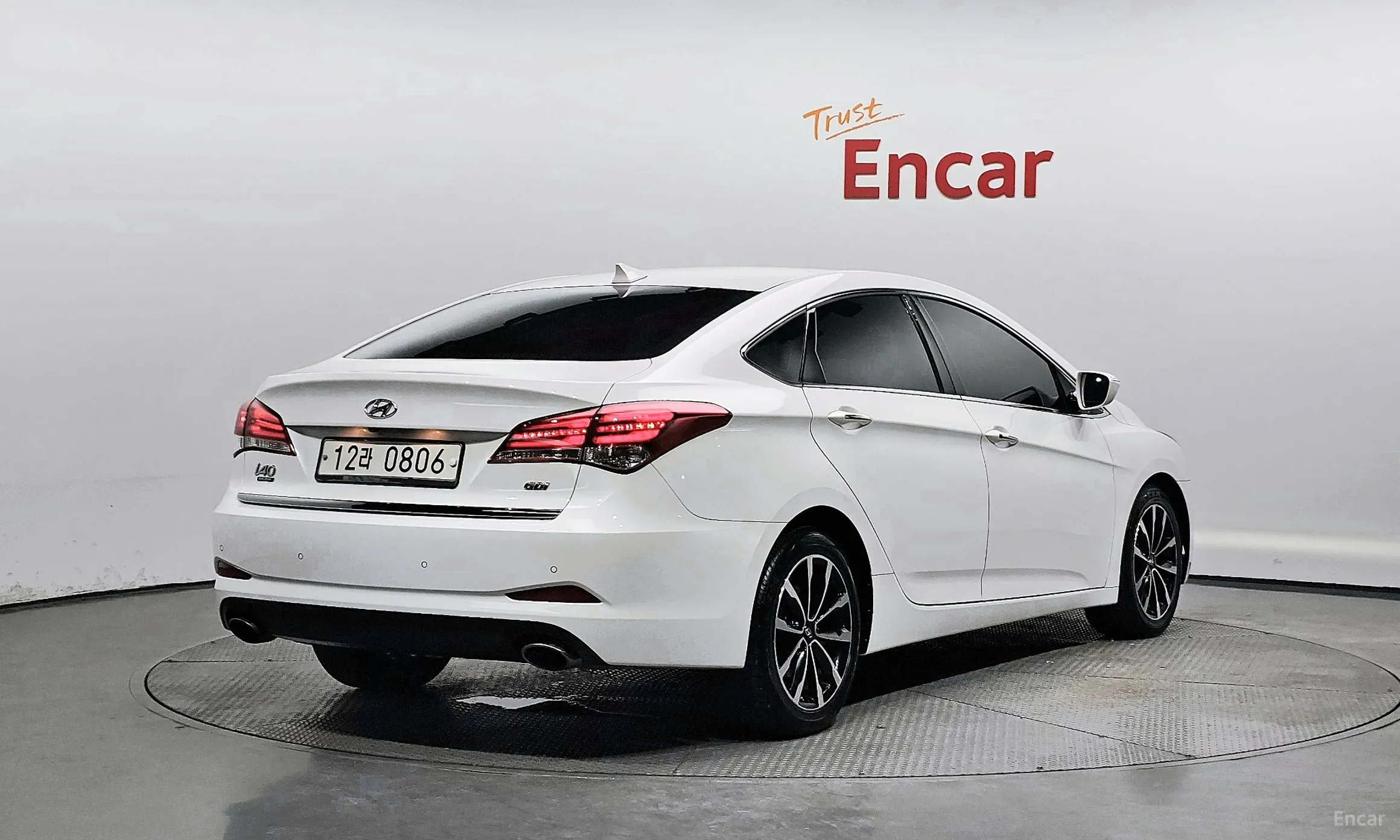 Hyundai i40 saloon