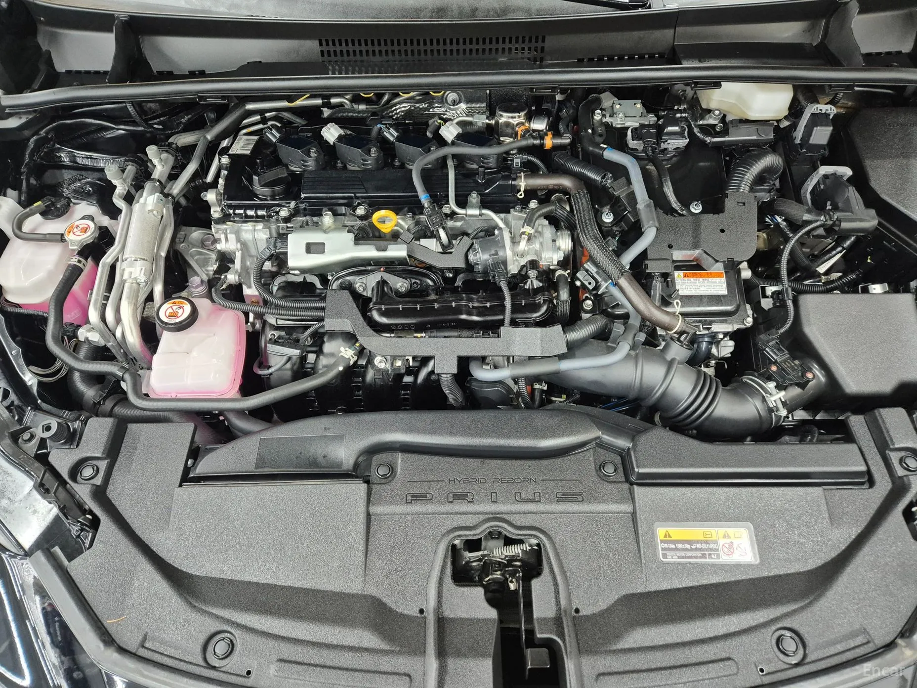 Toyota Prius 5th Generation превью 19