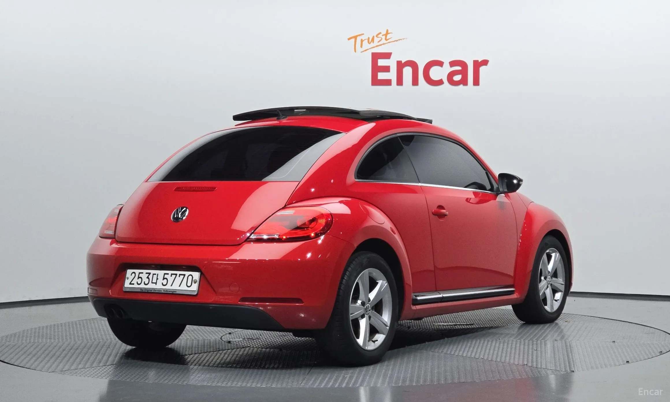Volkswagen The Beetle превью 2
