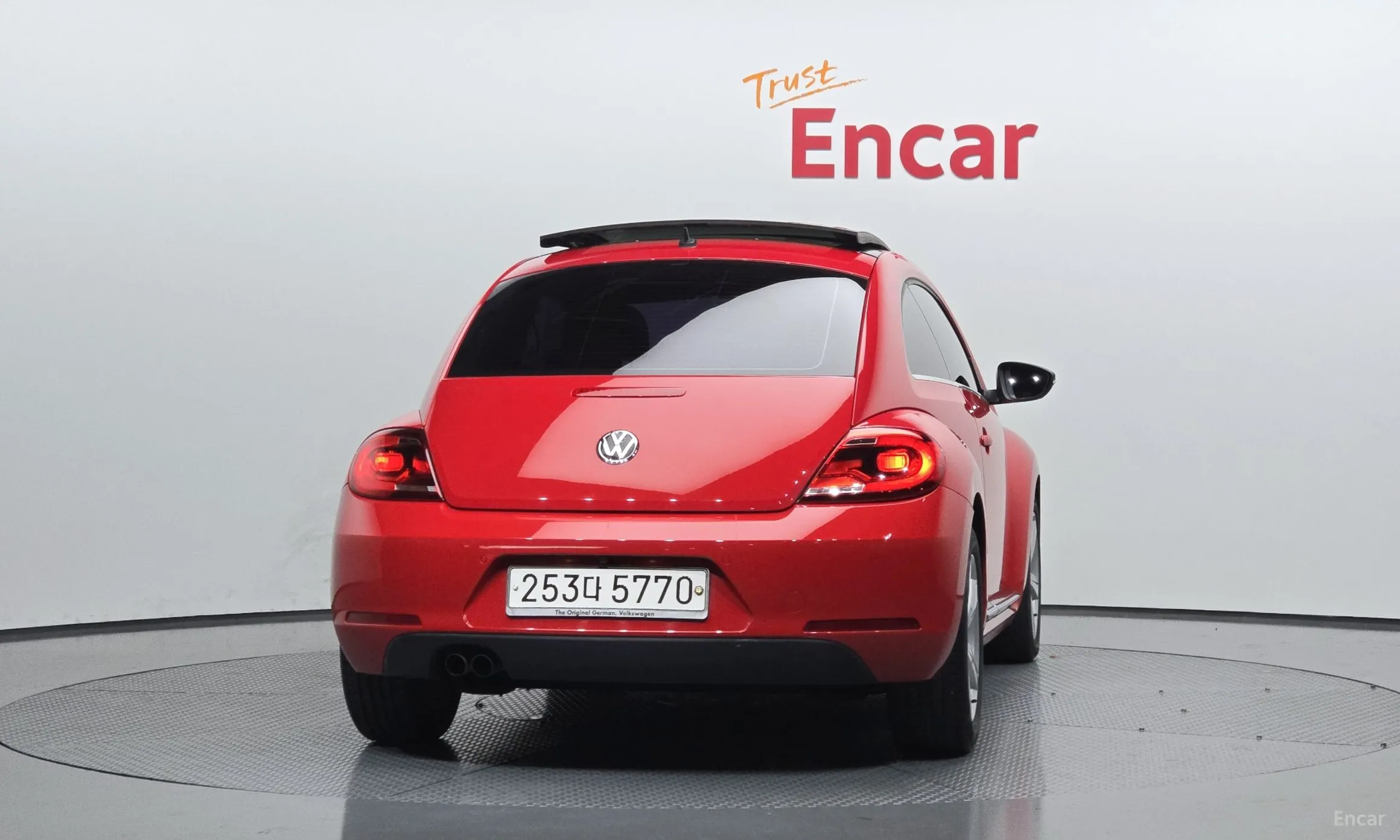 Volkswagen The Beetle превью 4