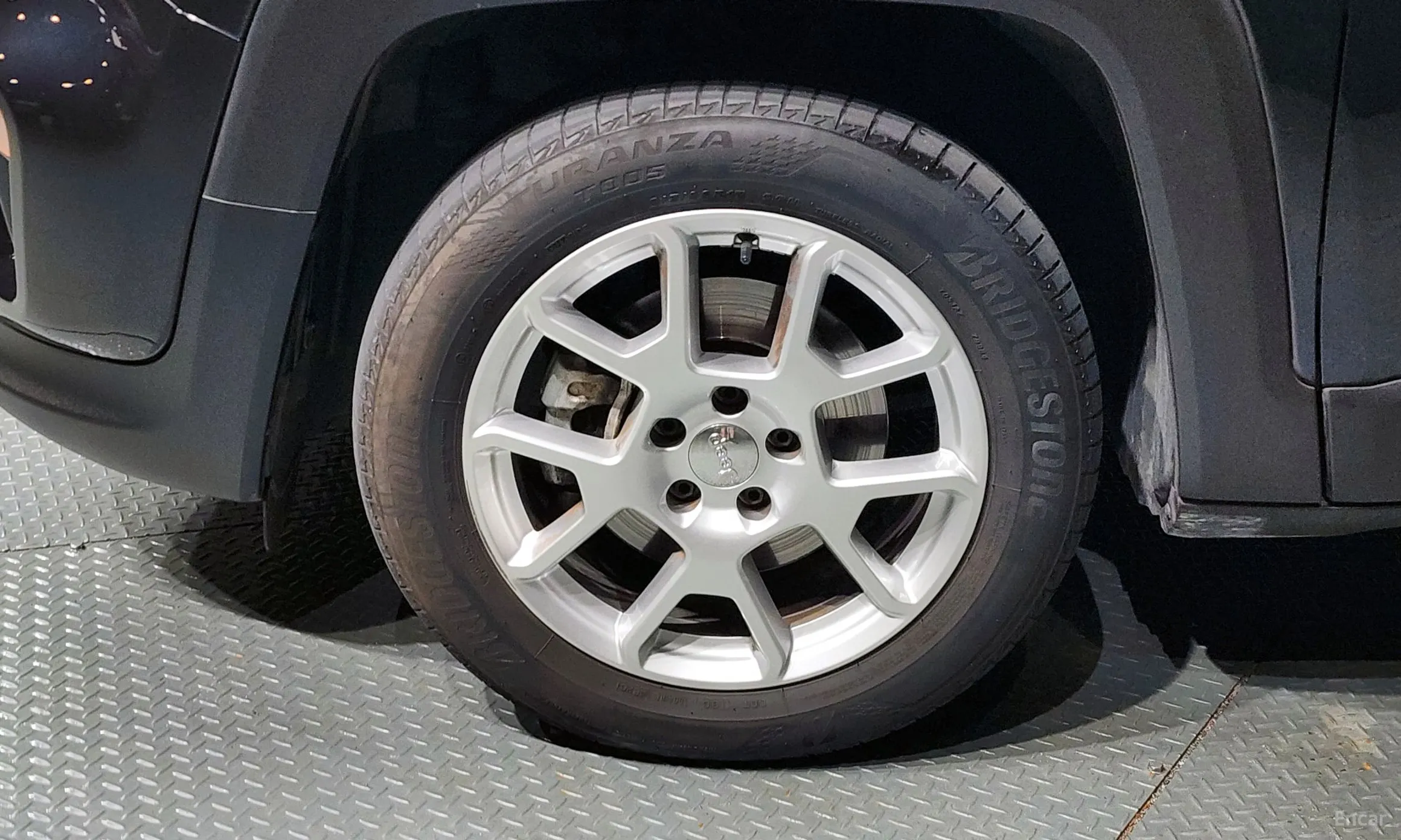 Jeep Renegade превью 5