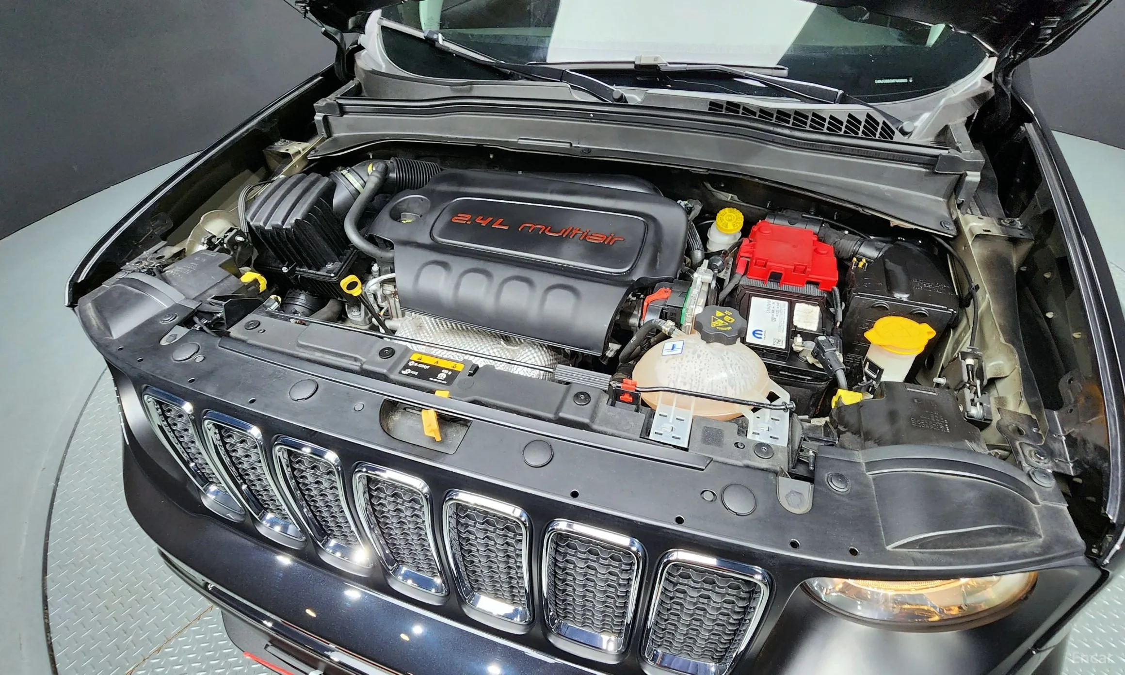 Jeep Renegade превью 6