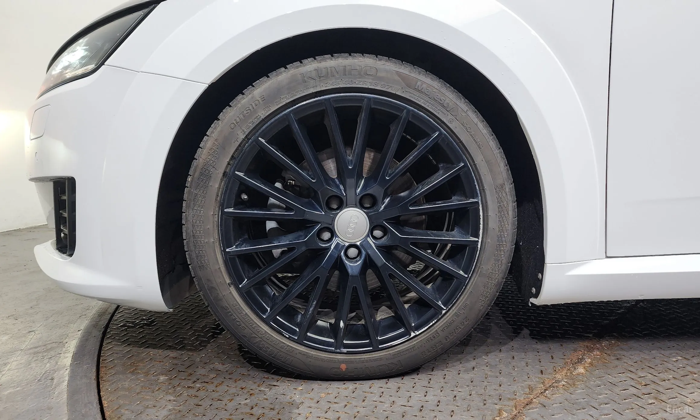 Audi TT (8S) превью 5