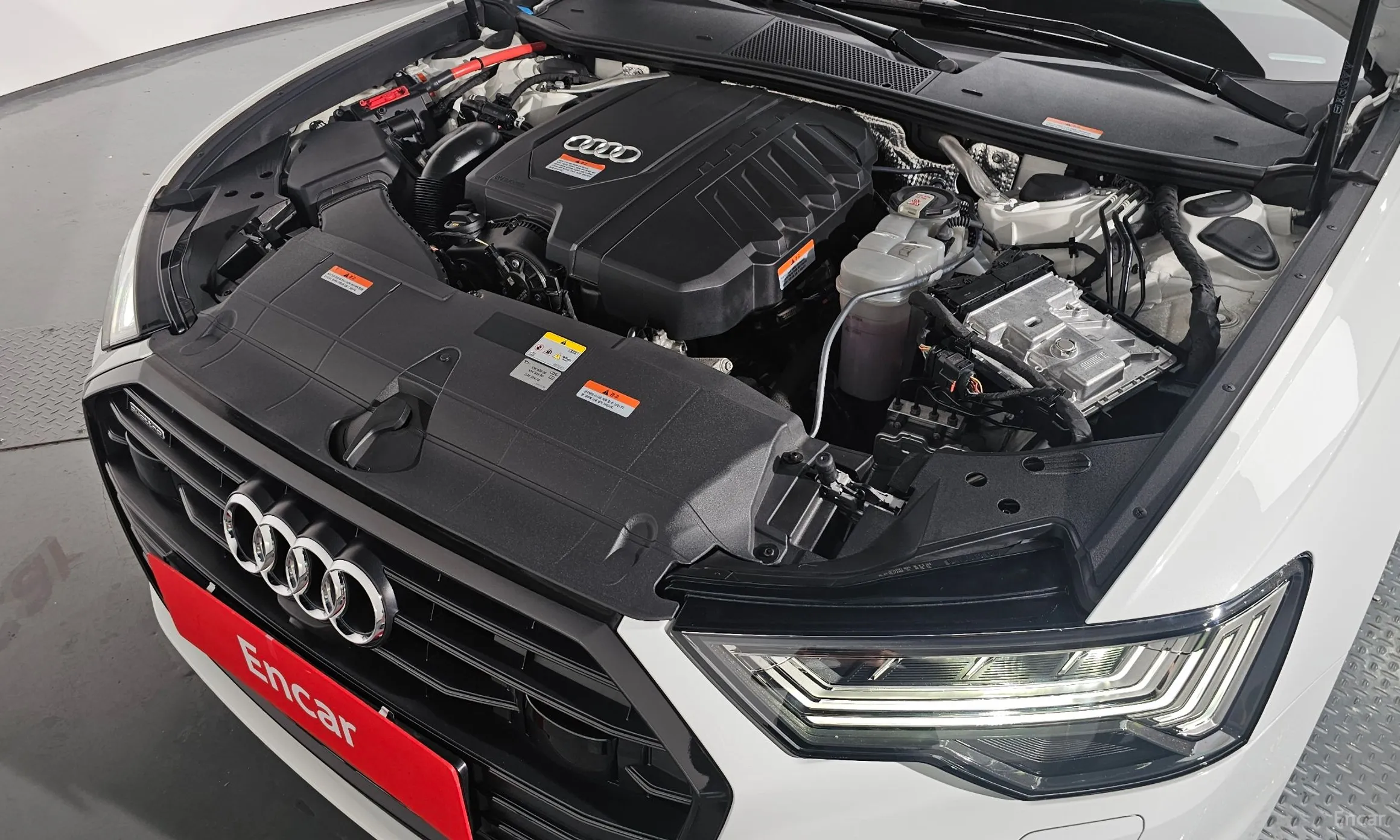 Audi A6 (C8) превью 6