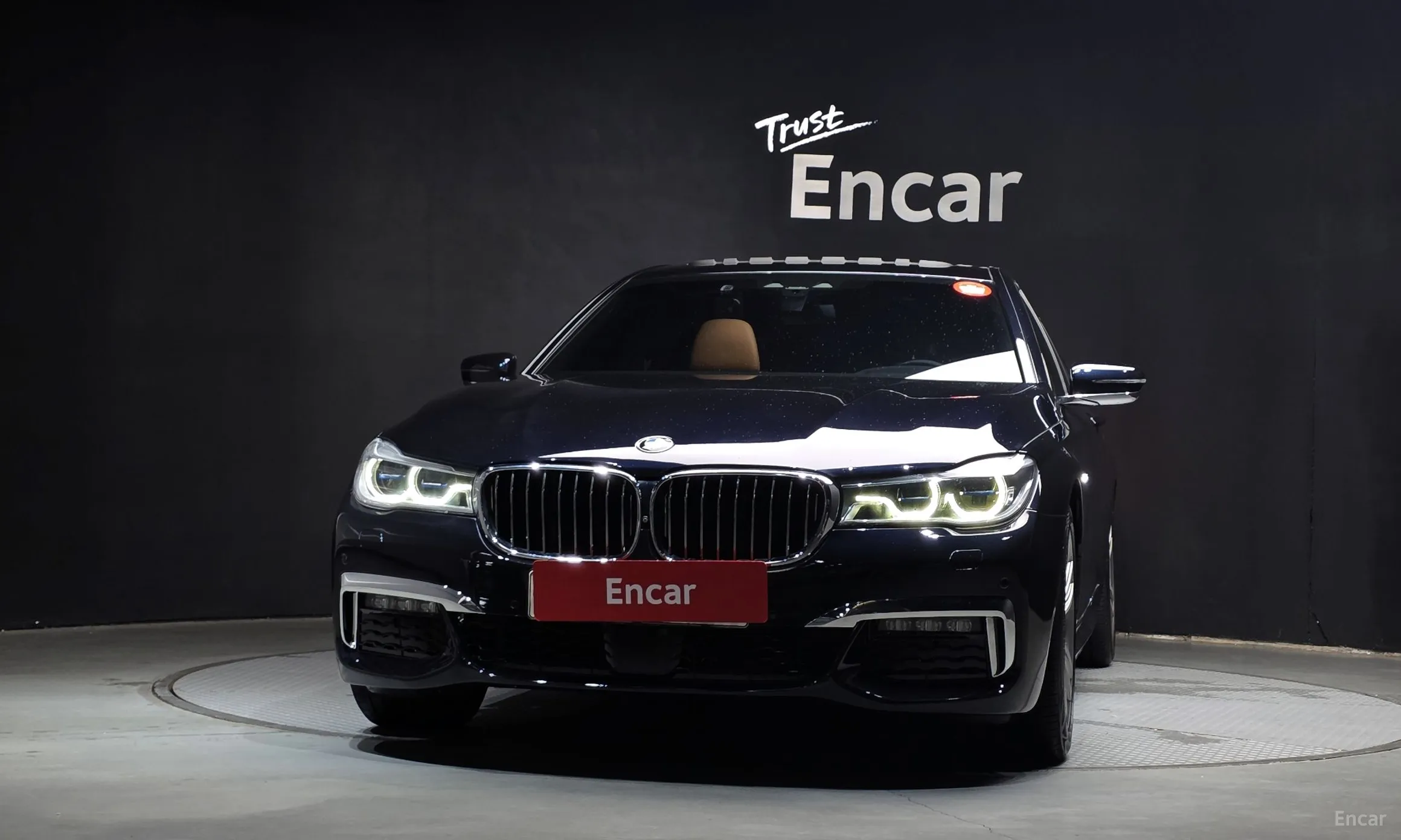 BMW 7 Series (G11) превью 3