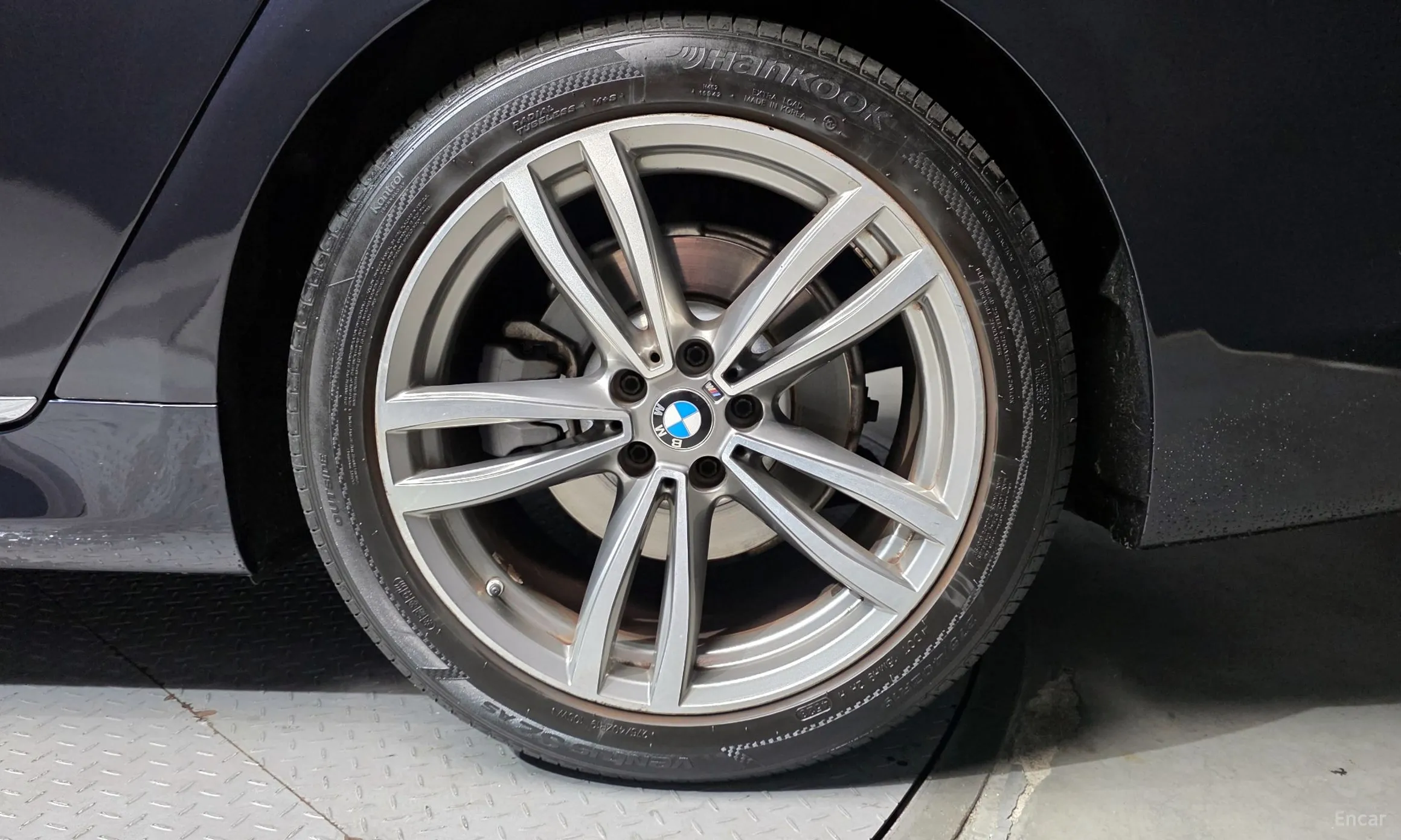 BMW 7 Series (G11) превью 5