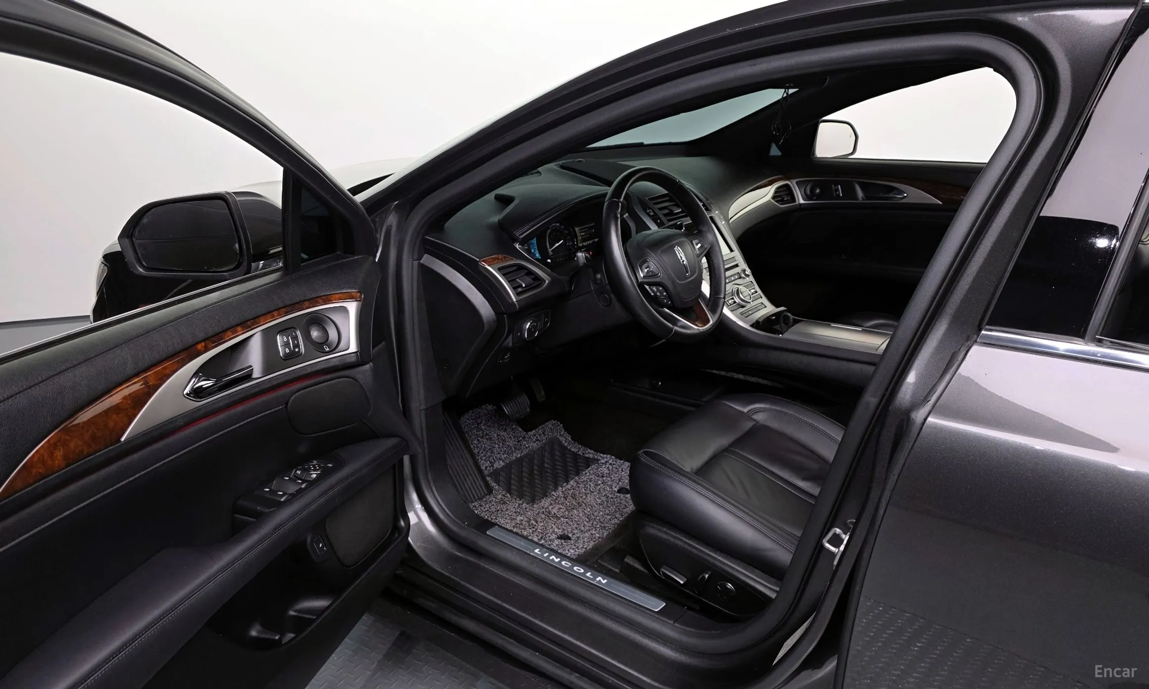 Lincoln New MKZ превью 10