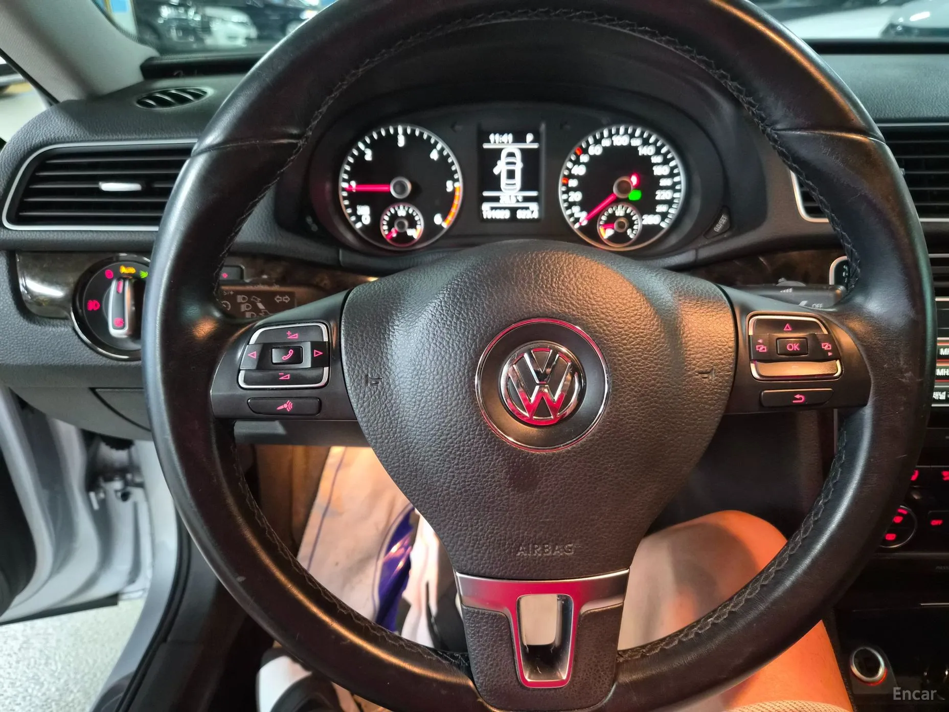 Volkswagen The New Passat превью 11