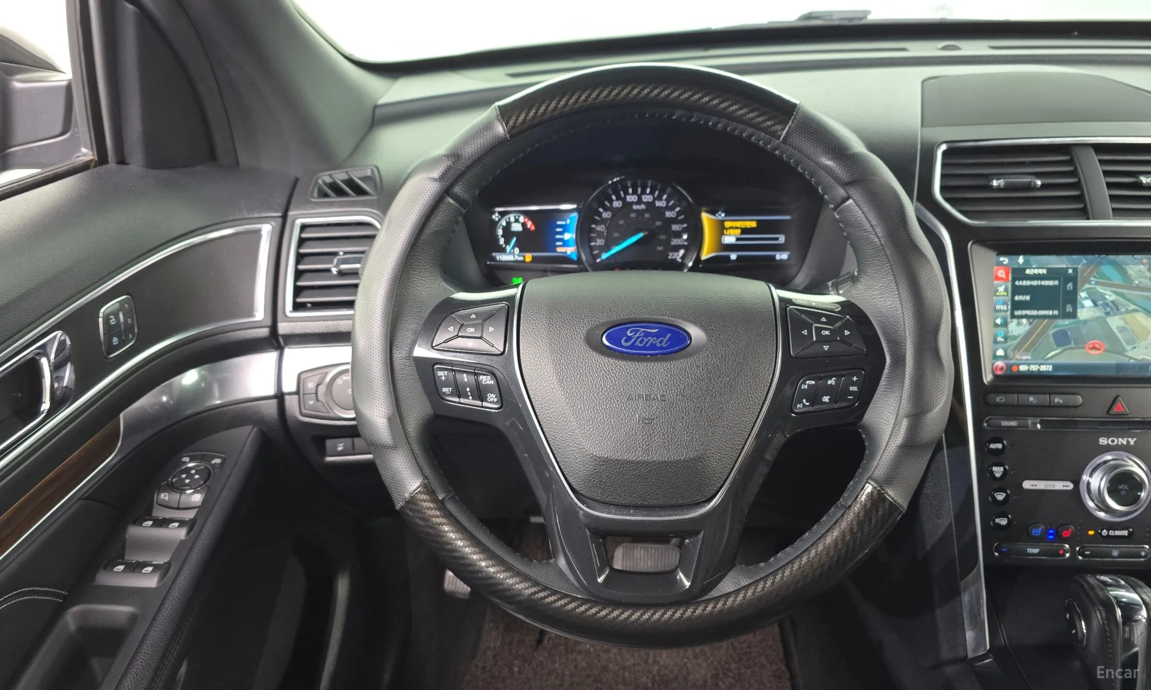 Ford Explorer превью 13