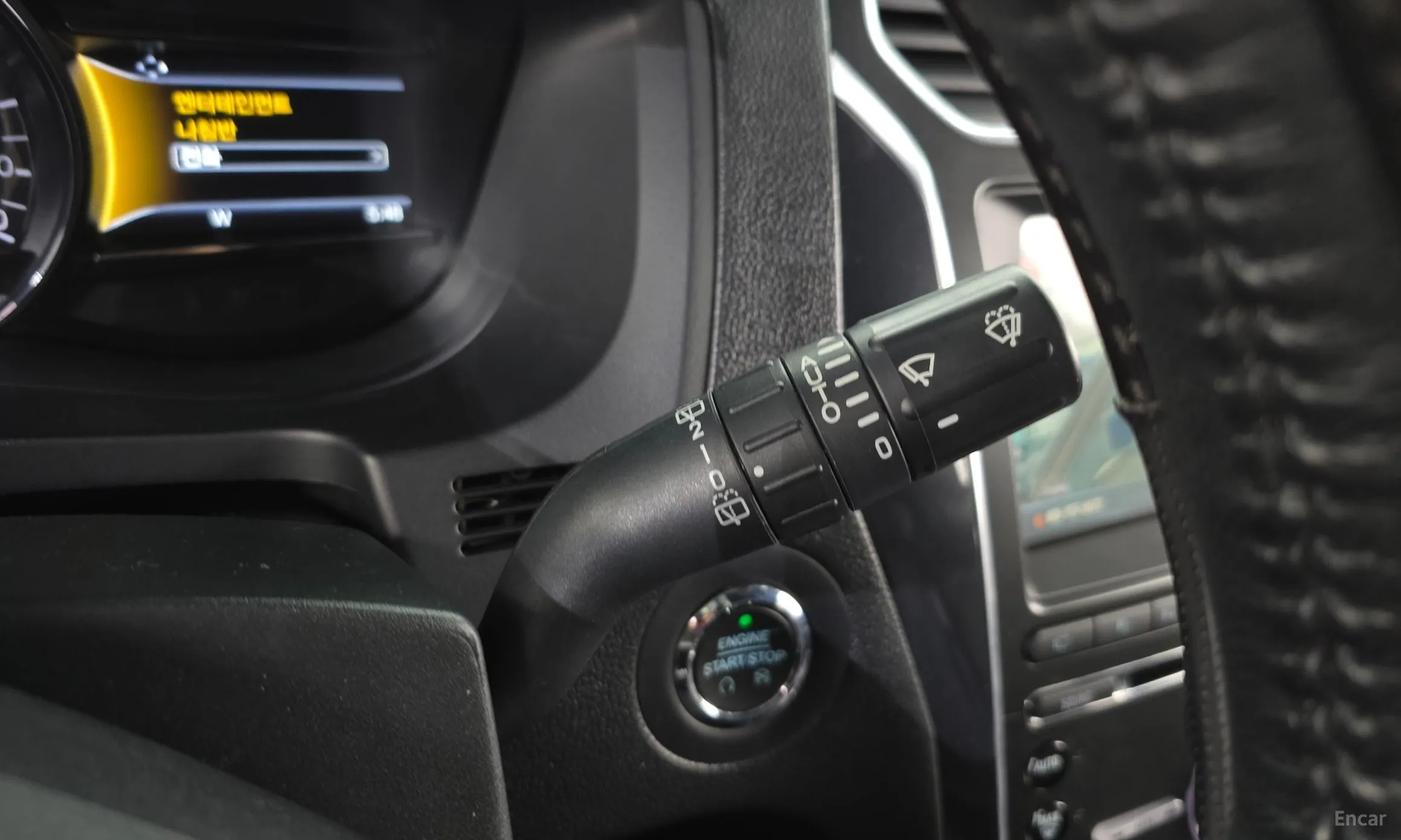 Ford Explorer превью 18