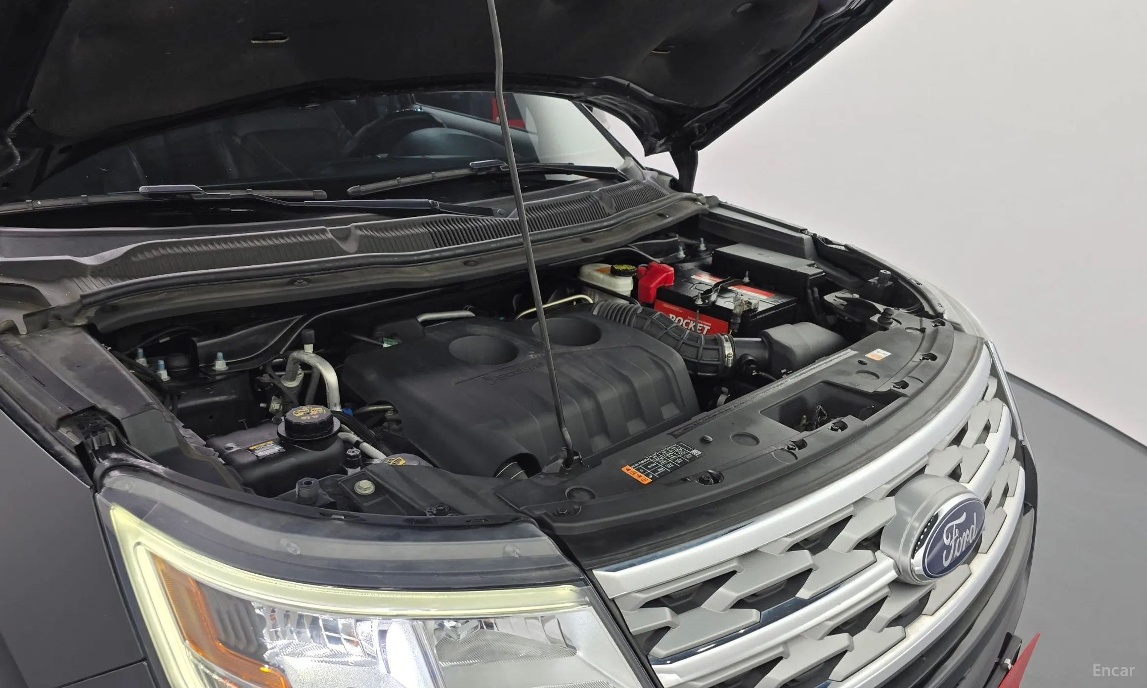 Ford Explorer превью 6