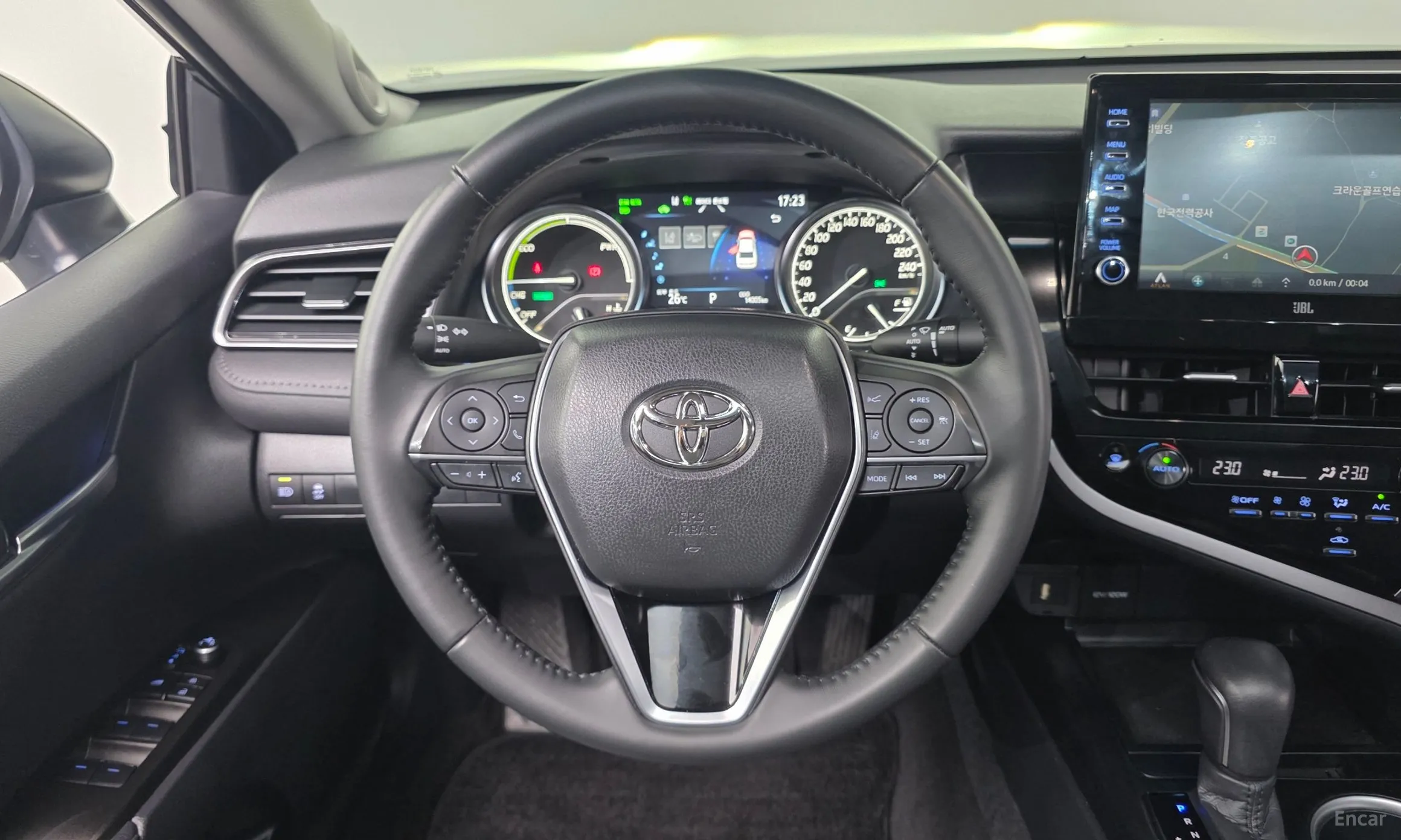 Toyota Camry (XV70) превью 14