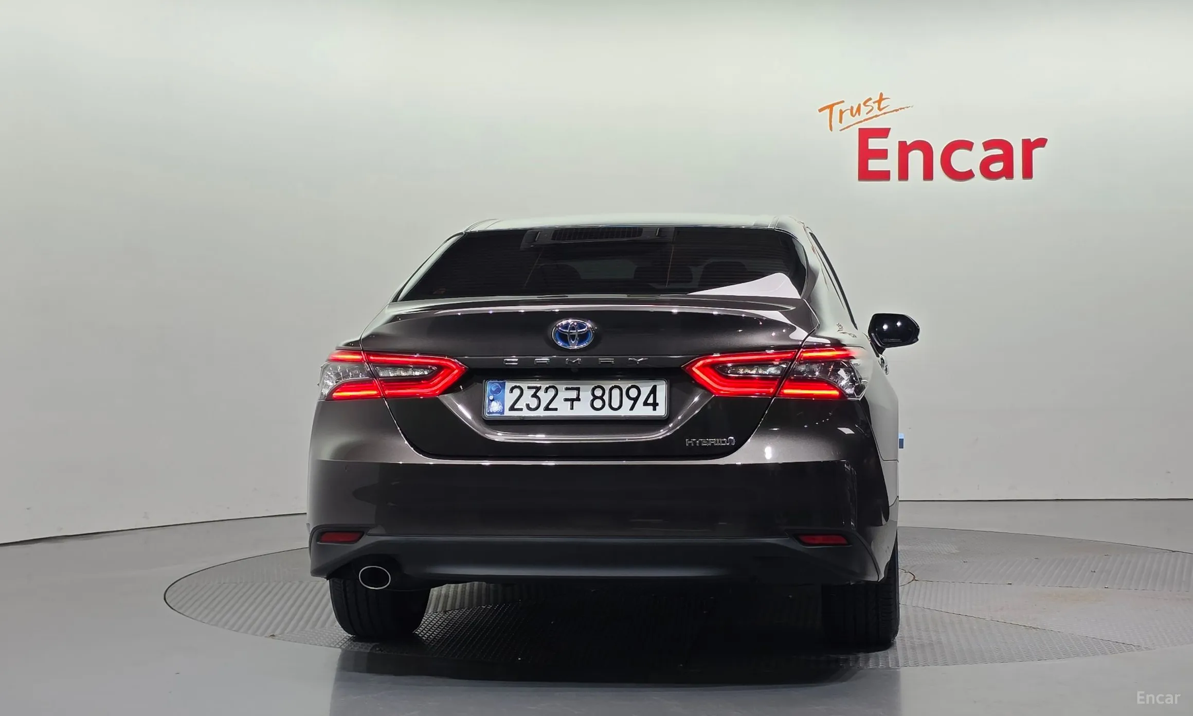 Toyota Camry (XV70) превью 4