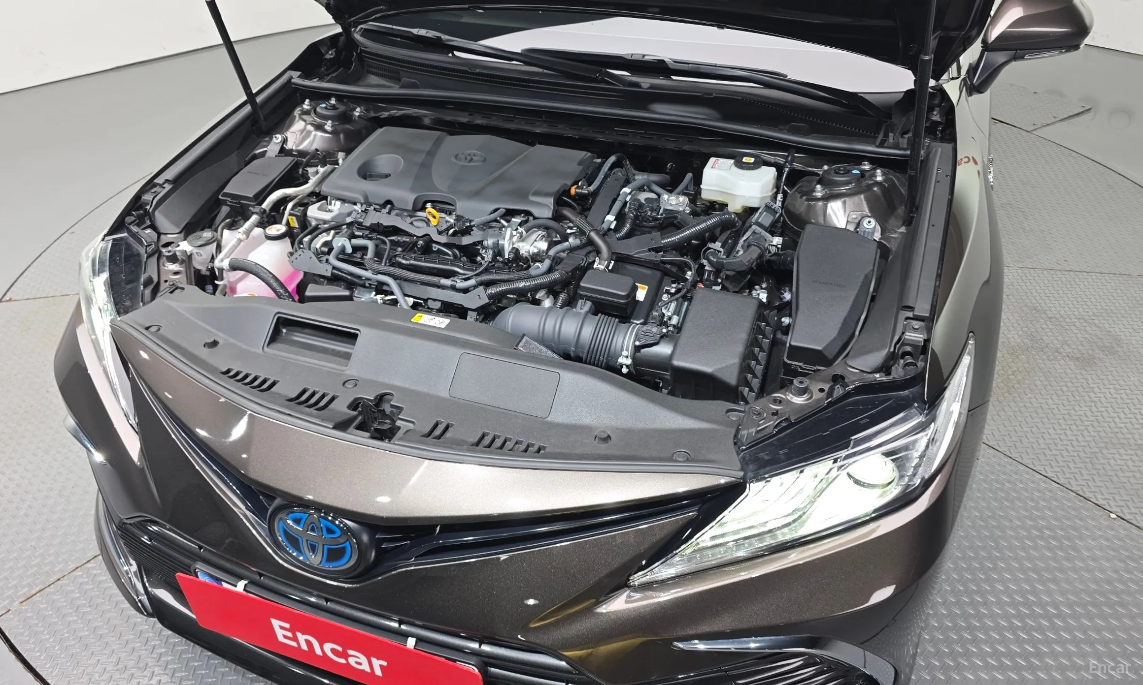 Toyota Camry (XV70) превью 6