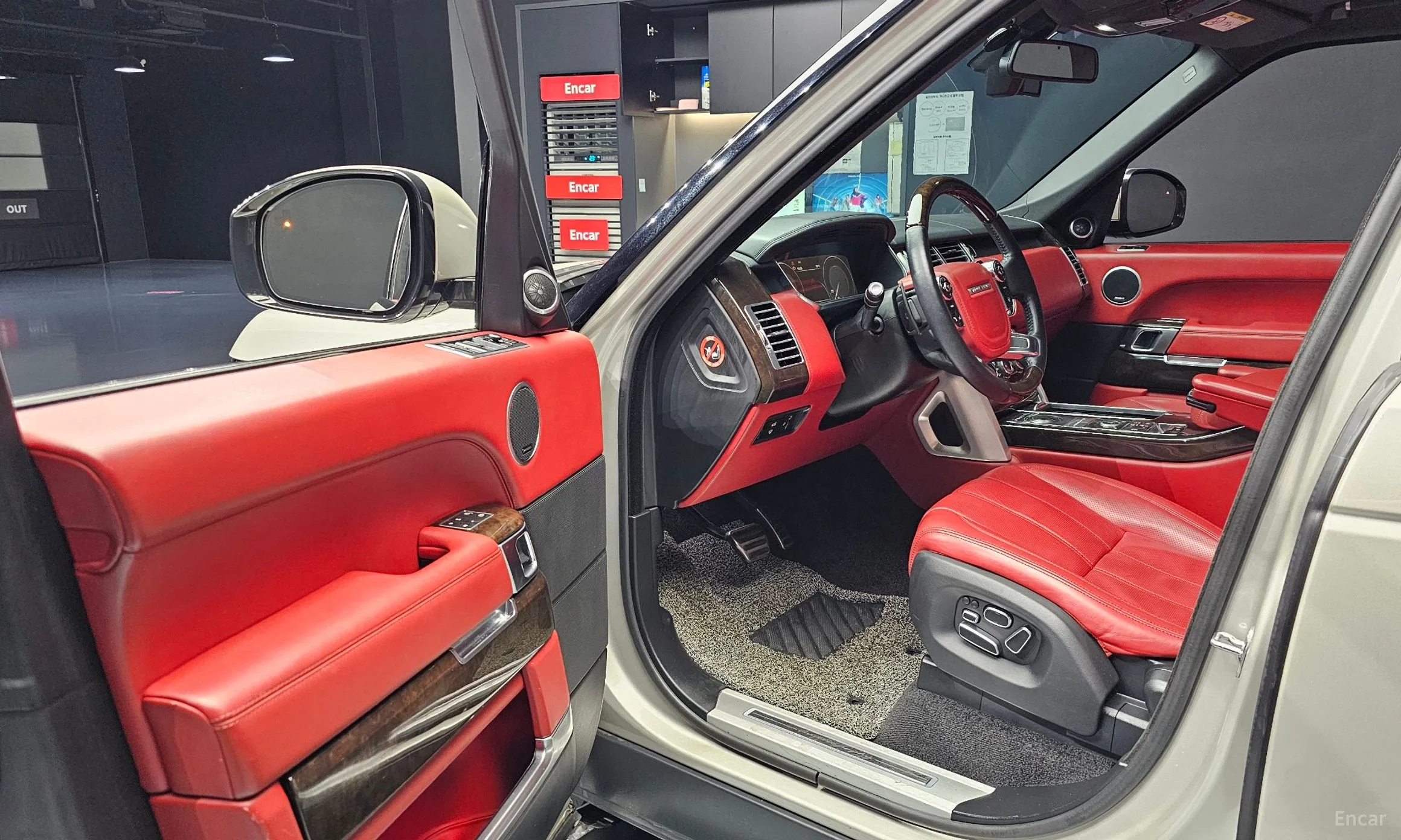 Land Rover Range Rover 4th Generation превью 11