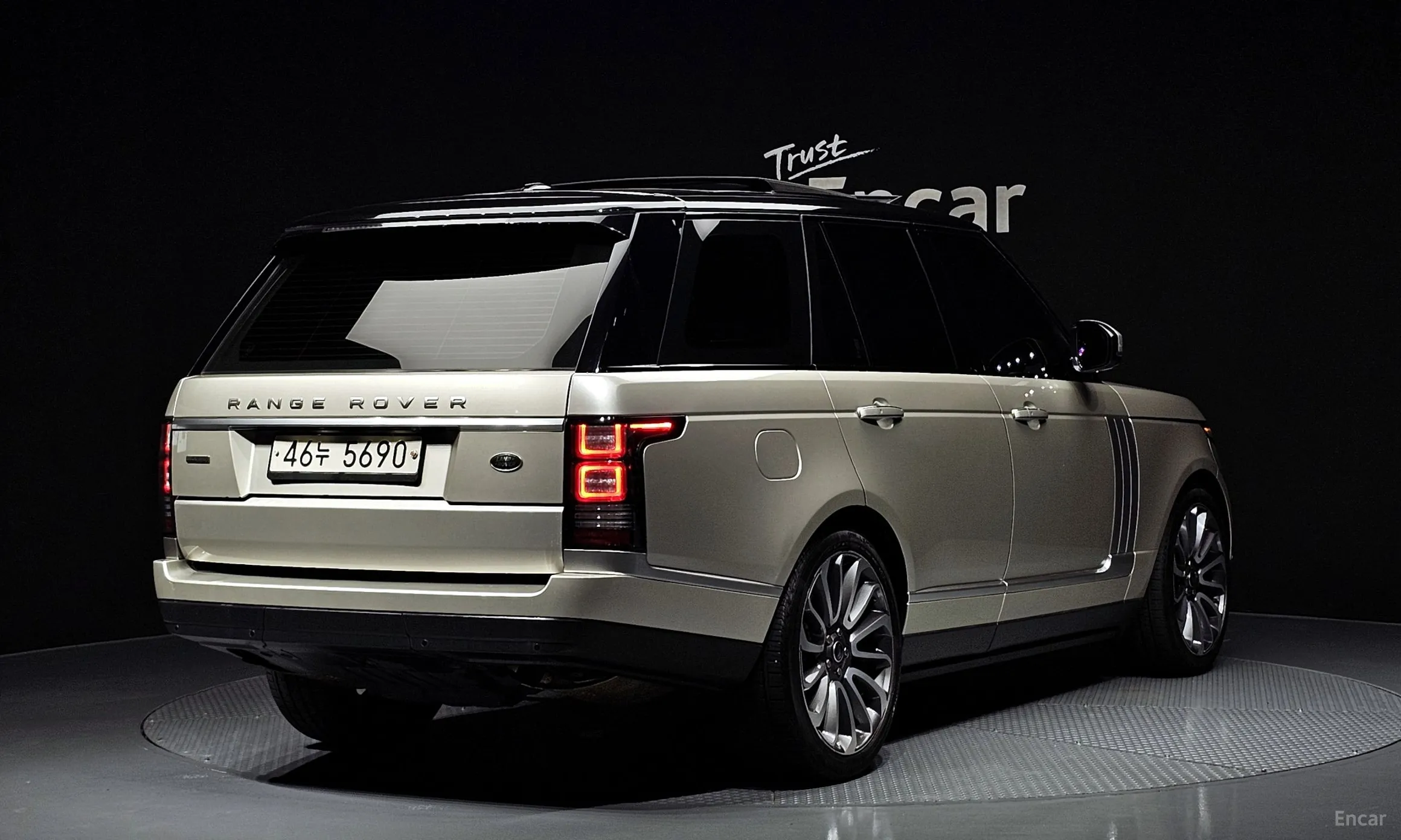 Land Rover Range Rover 4th Generation