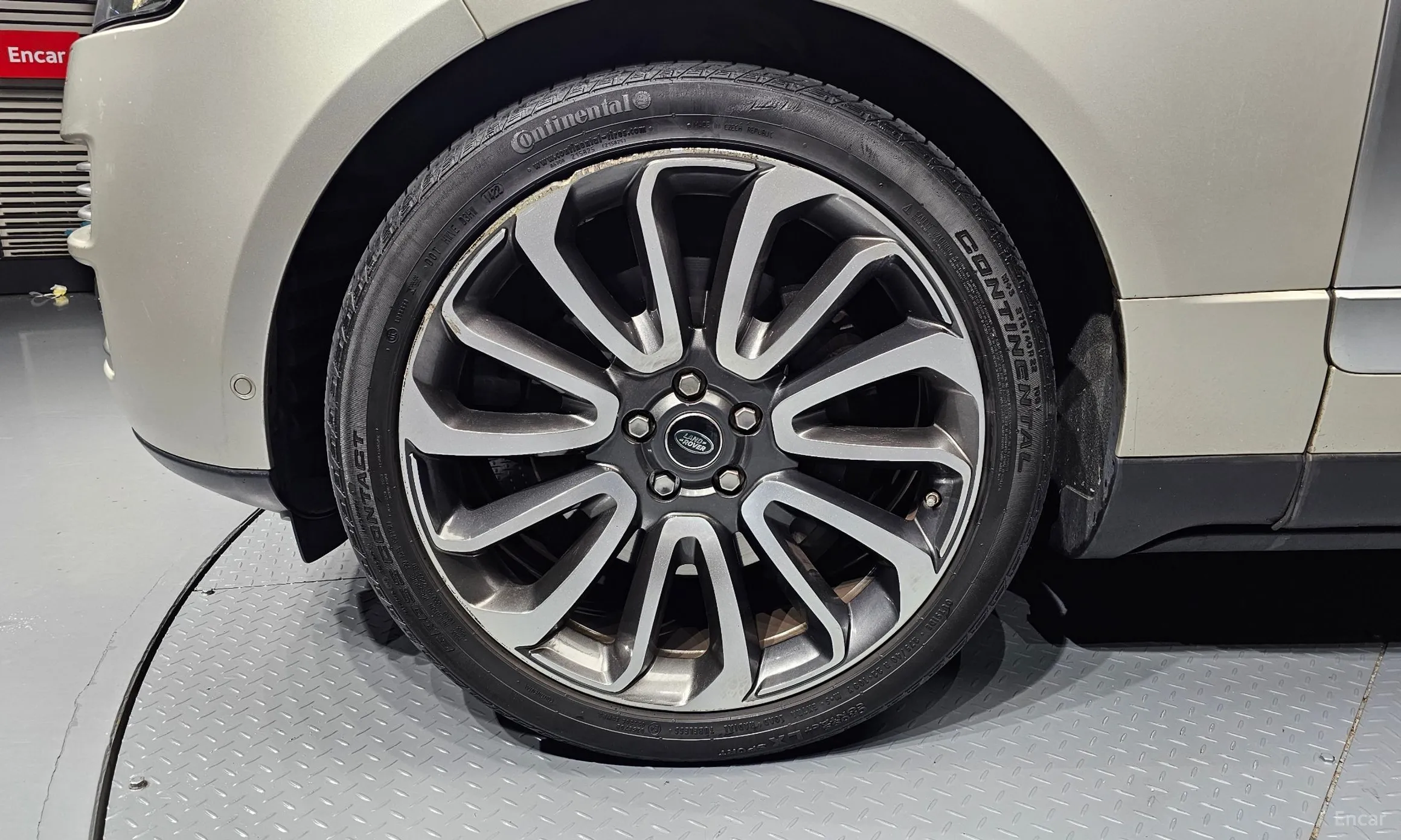 Land Rover Range Rover 4th Generation превью 5