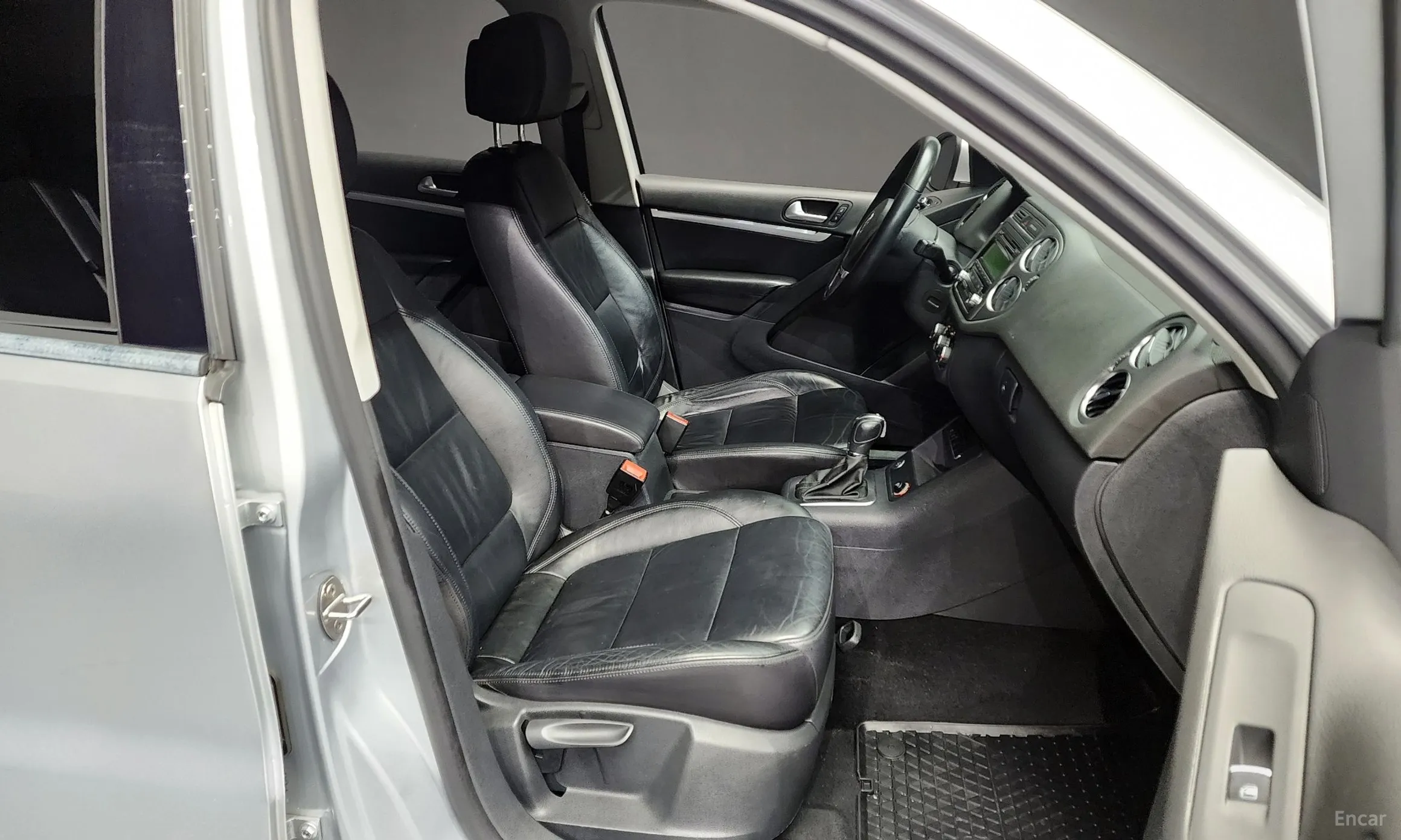 Volkswagen New Tiguan превью 11