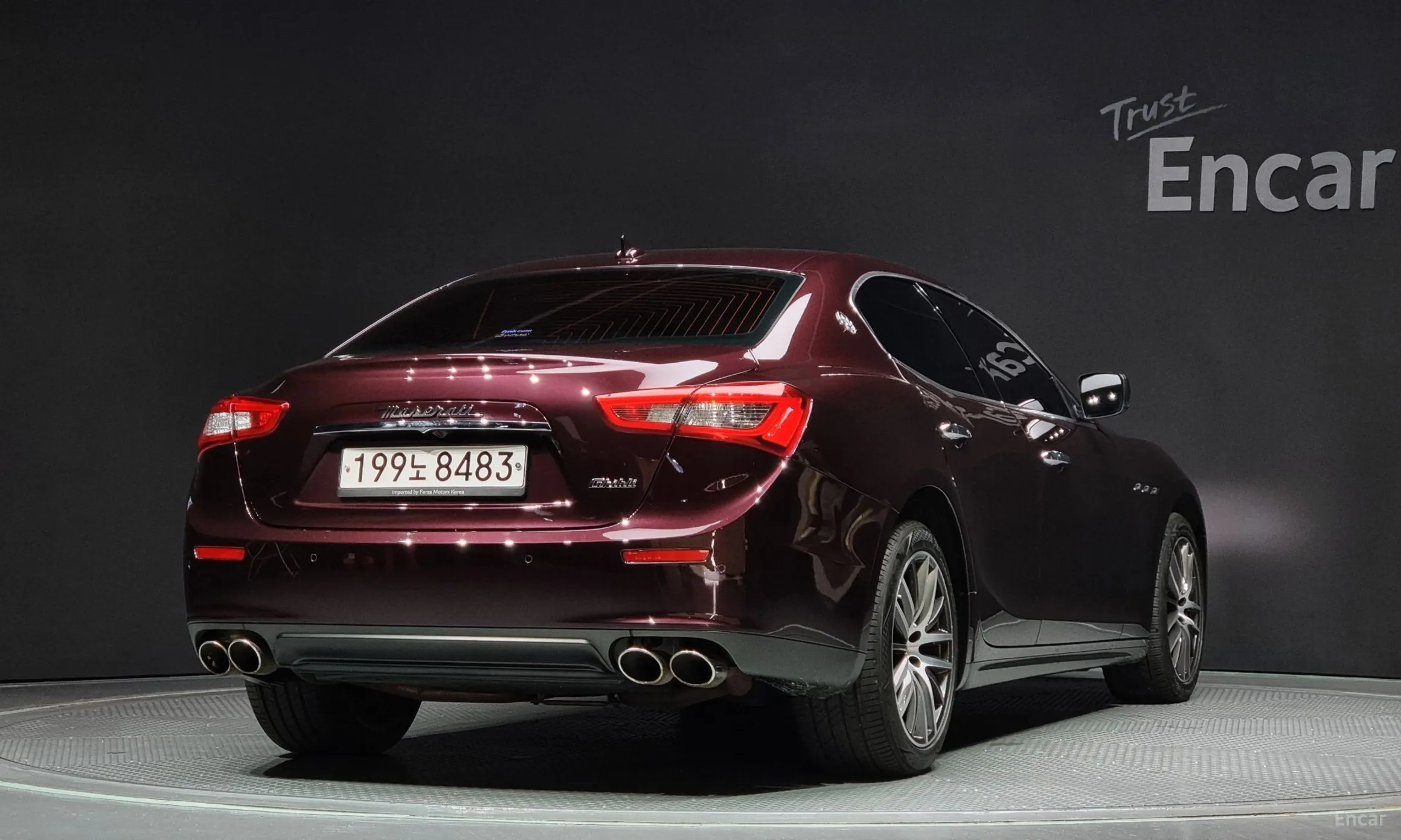 Maserati Ghibli превью 2