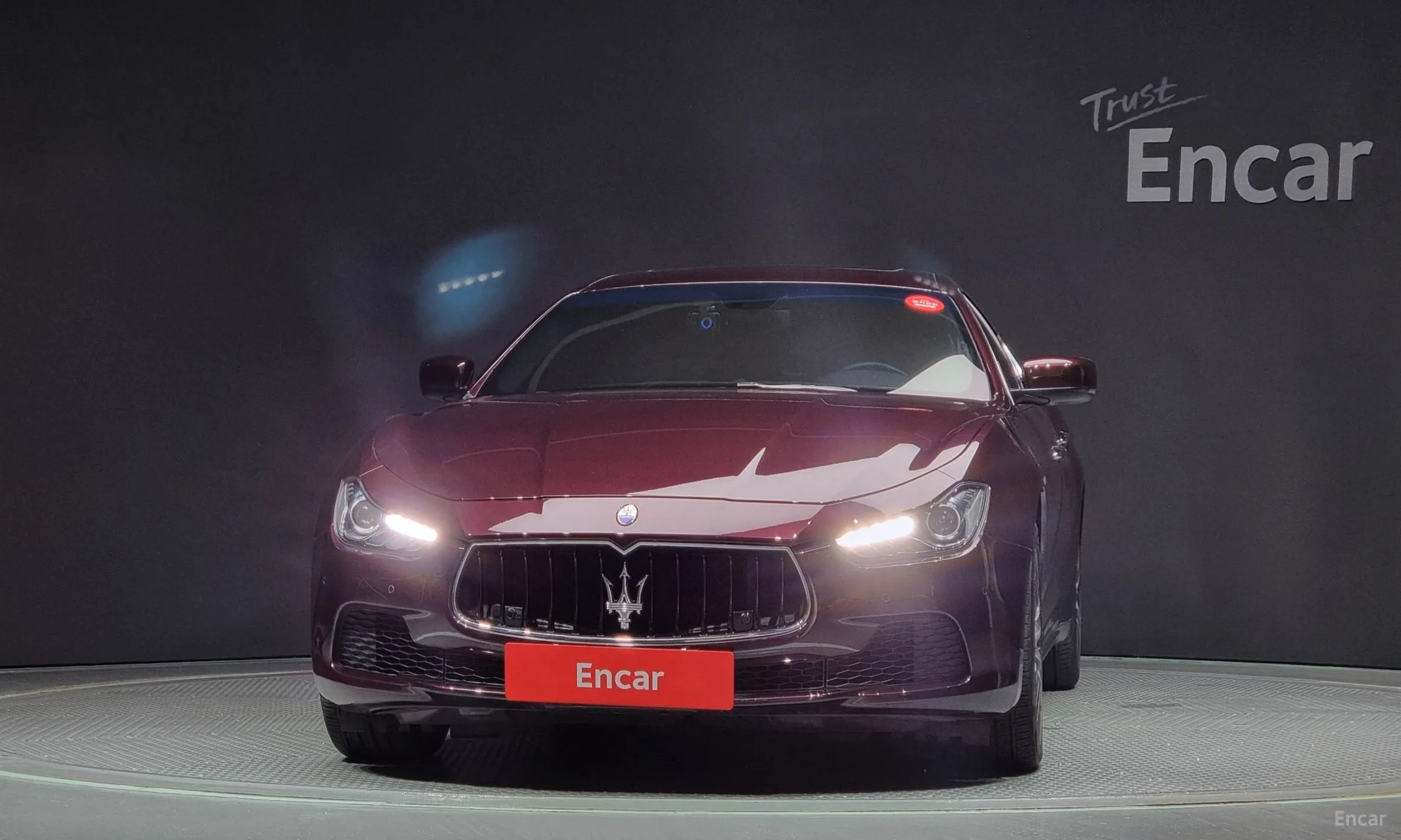 Maserati Ghibli превью 3