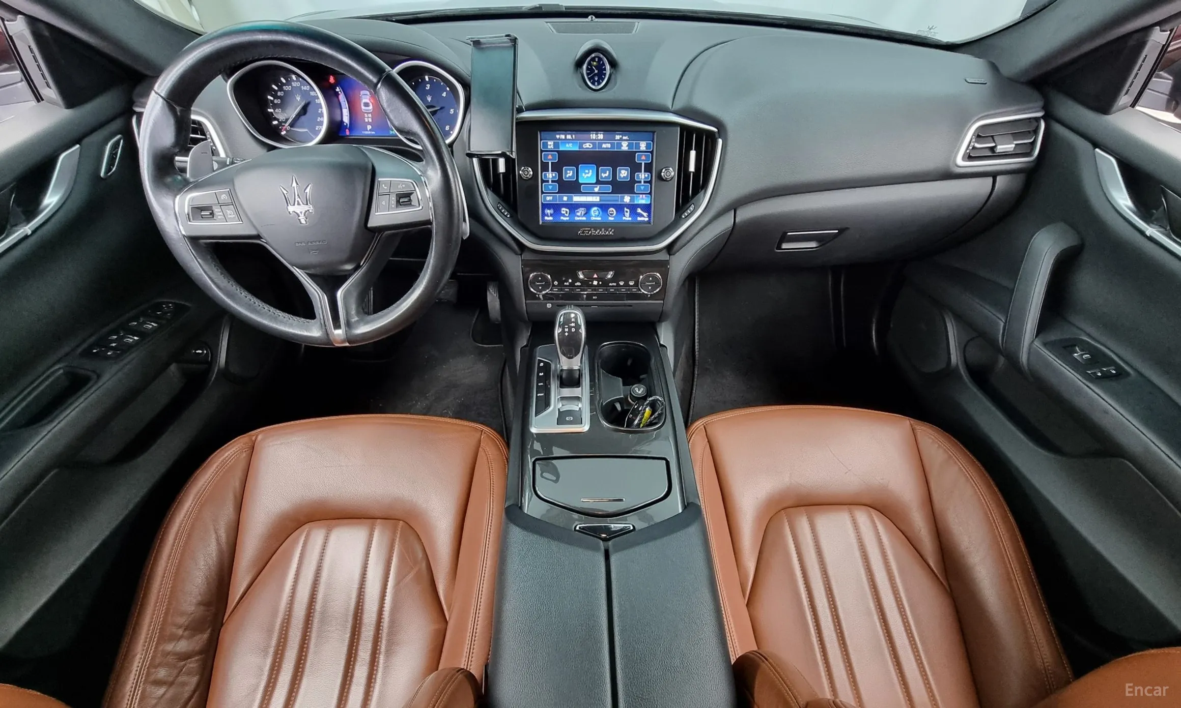 Maserati Ghibli превью 7
