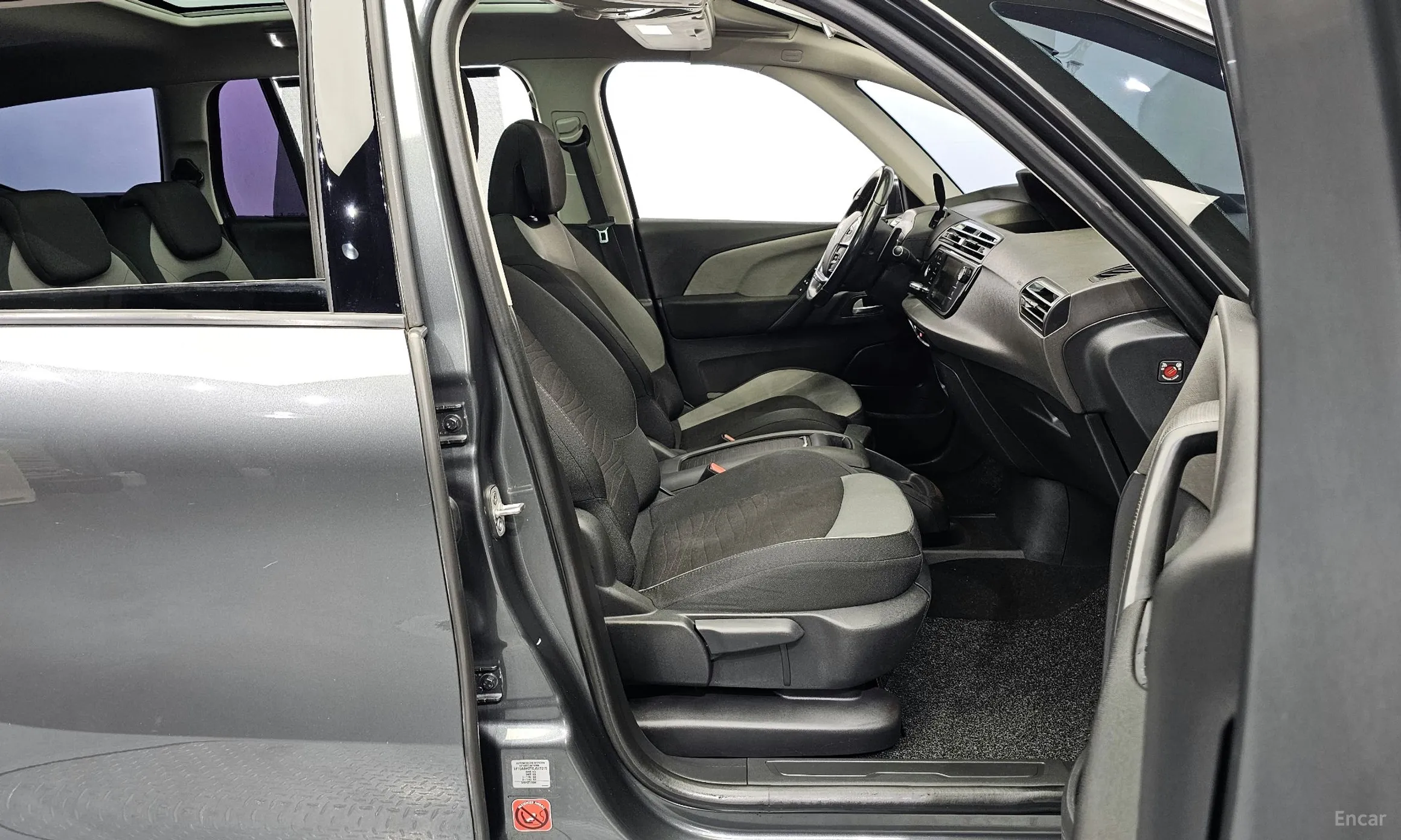 Citroën/DS Grand C4 Picasso превью 10