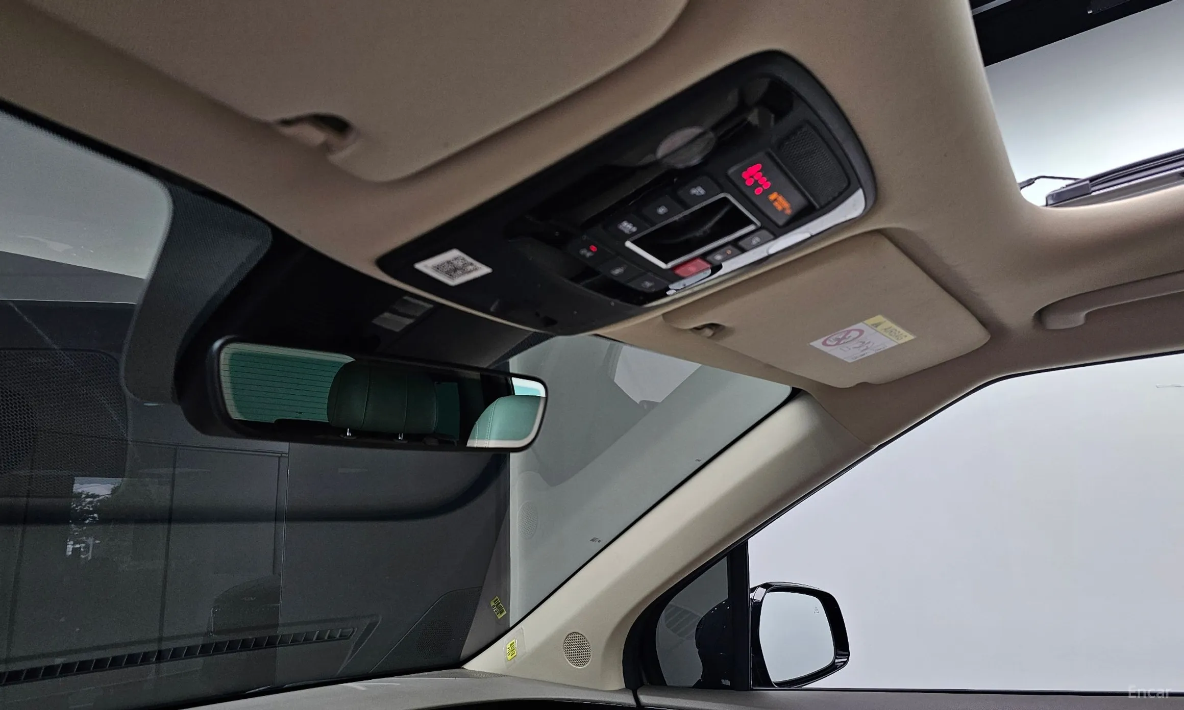 Kia Carnival Gen 4 превью 17