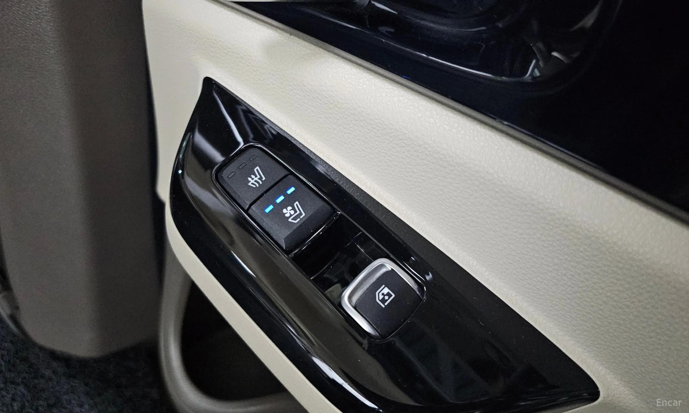 Kia Carnival Gen 4 превью 18