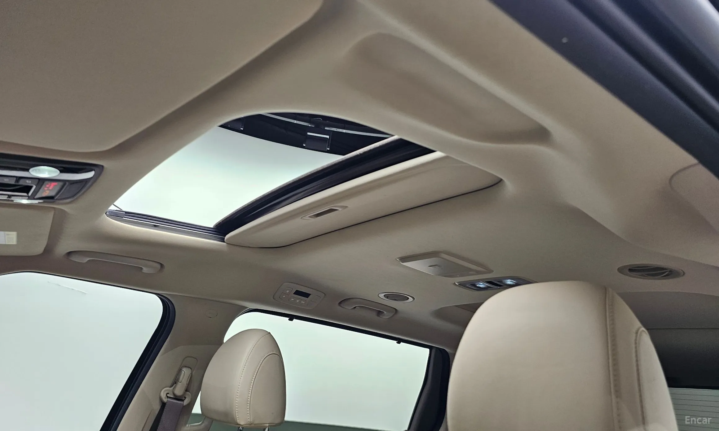 Kia Carnival Gen 4 превью 19