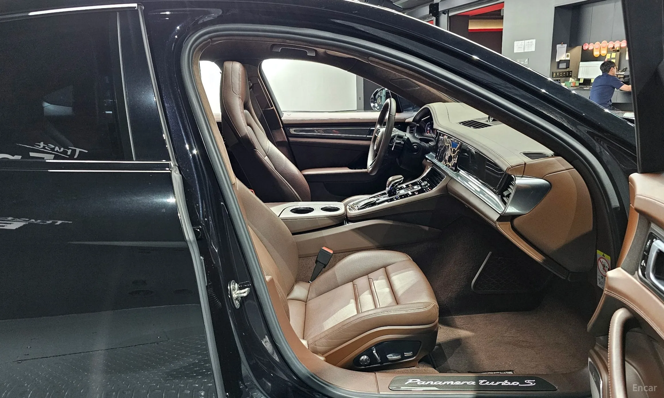 Porsche Panamera (971) превью 10
