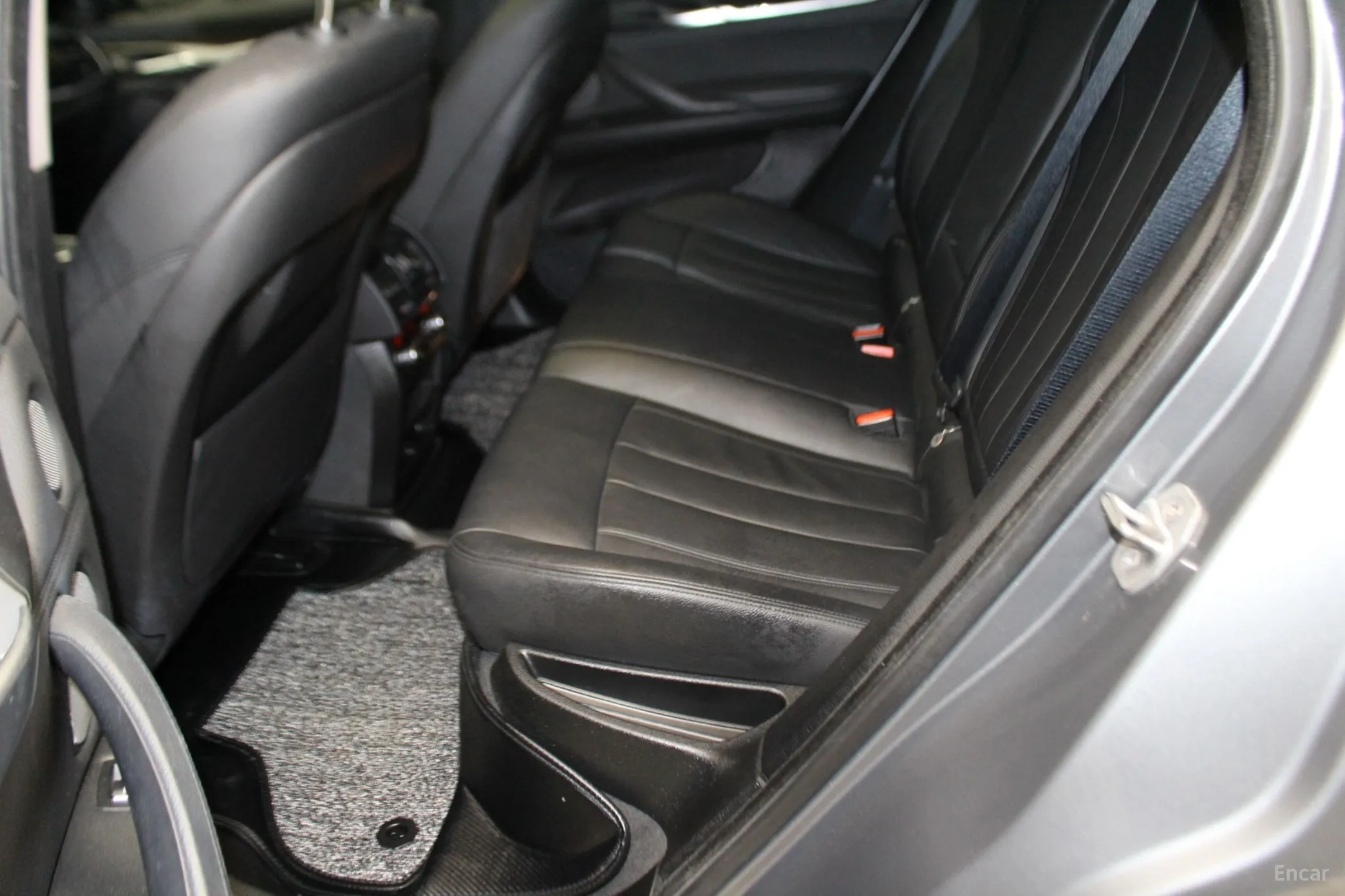 BMW X6 (F16) превью 10