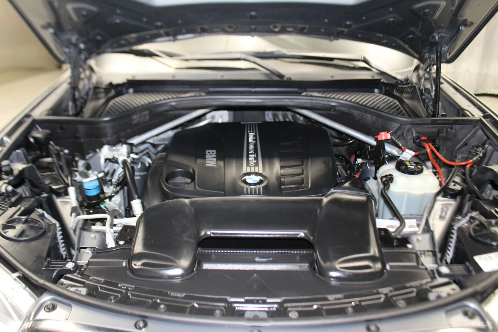 BMW X6 (F16) превью 6