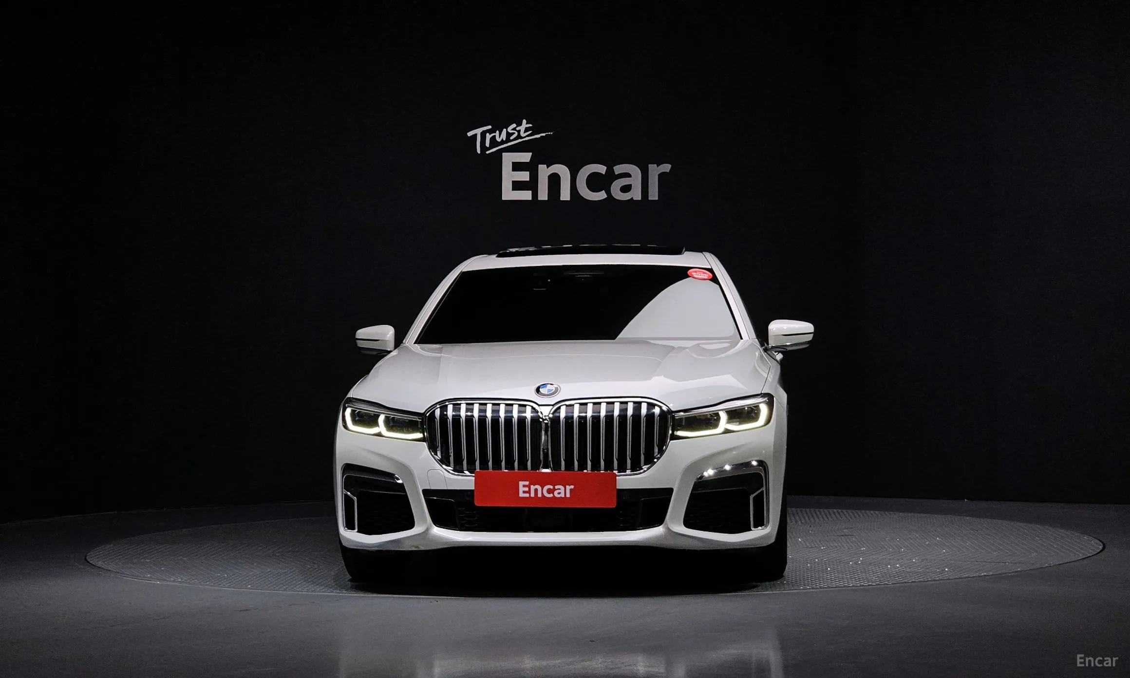 BMW 7 Series (G11) превью 3