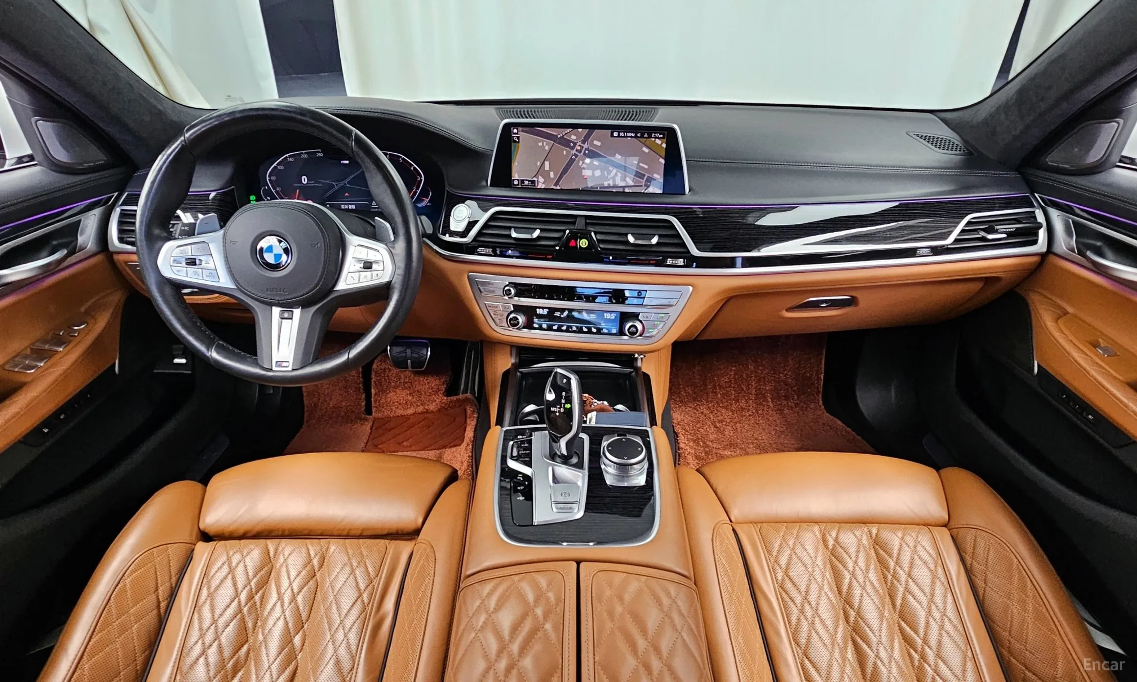 BMW 7 Series (G11) превью 7