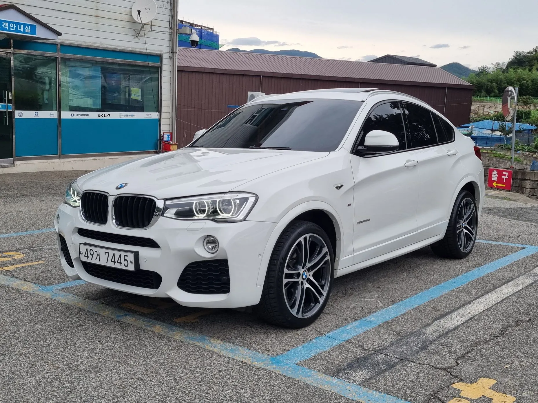 BMW X4 (F26)