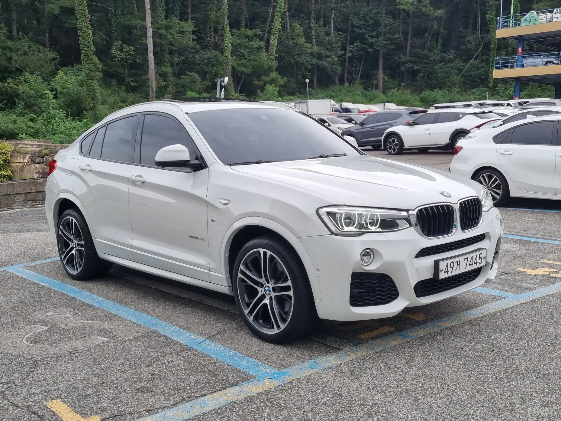 BMW X4 (F26) превью 3