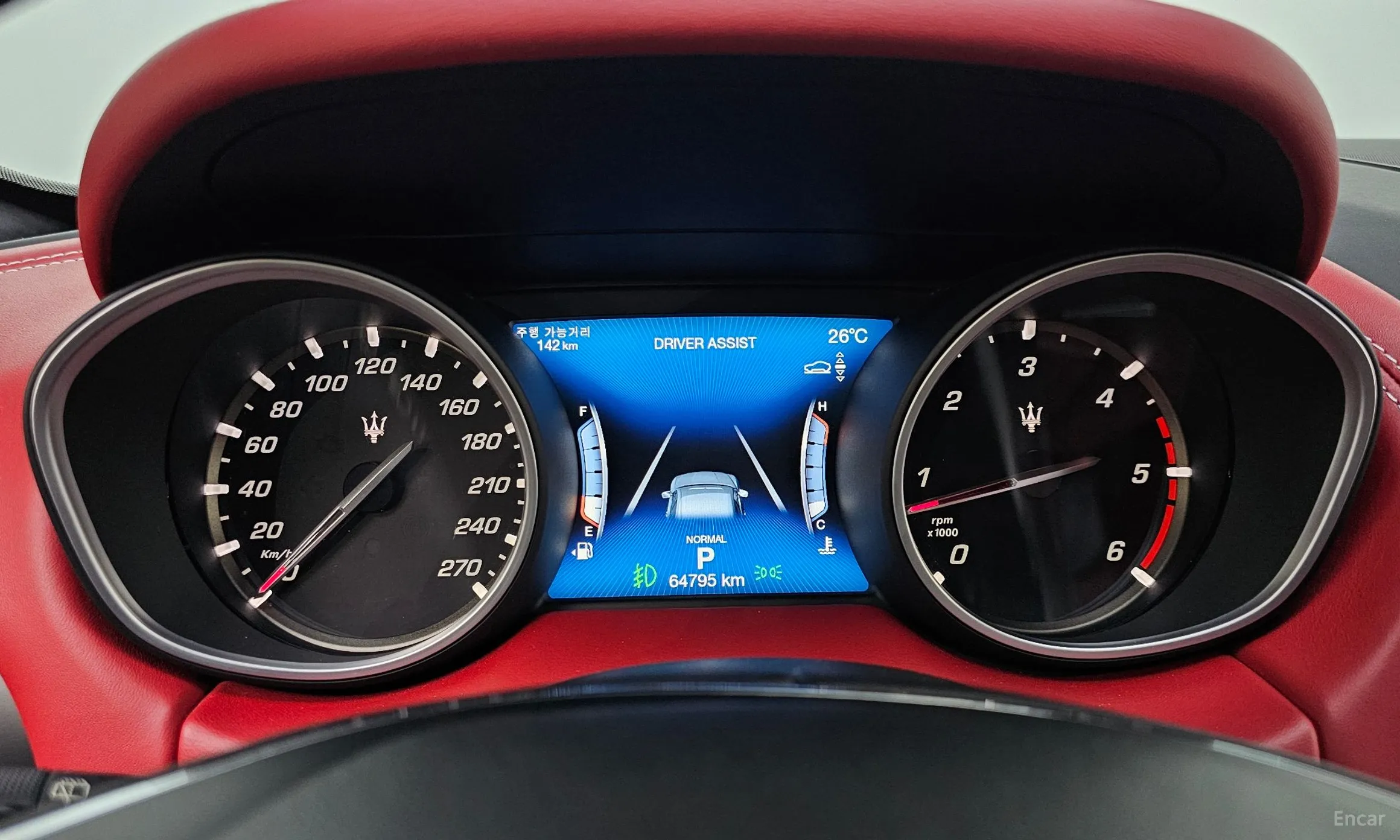 Maserati Levante превью 8